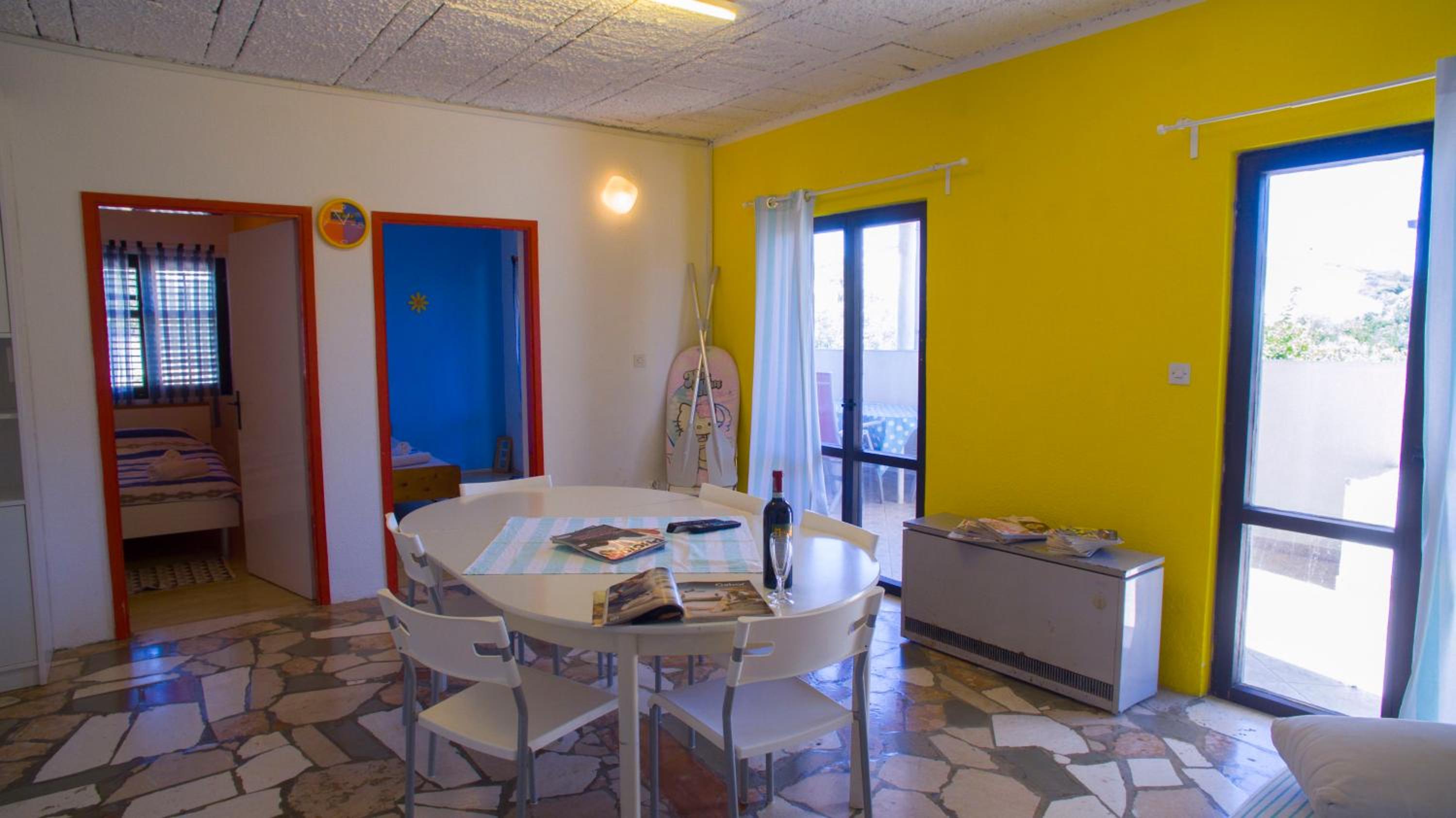 Three-Bedroom Apartment With Terrace photo 2