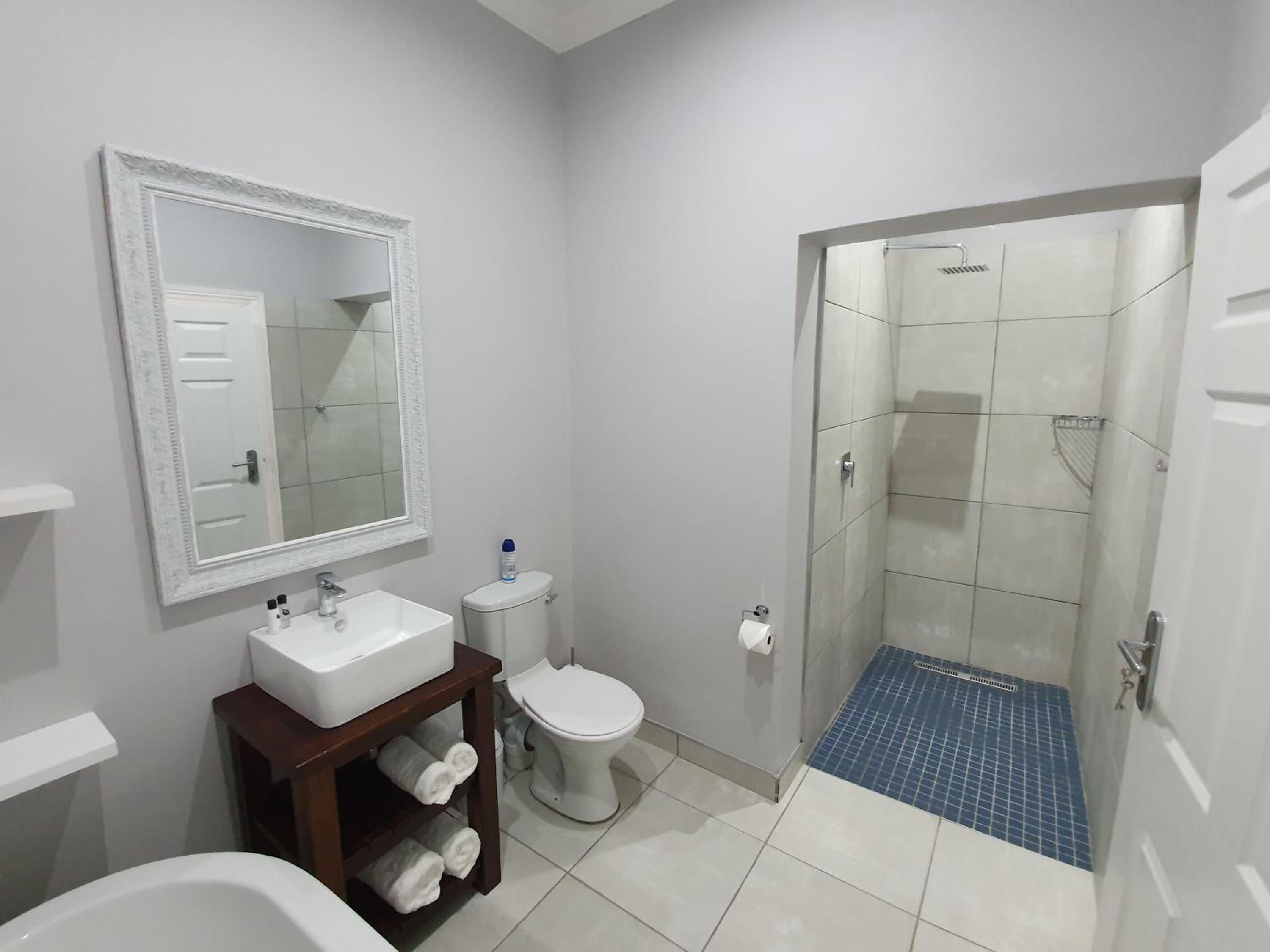  Double Room - Photo 13