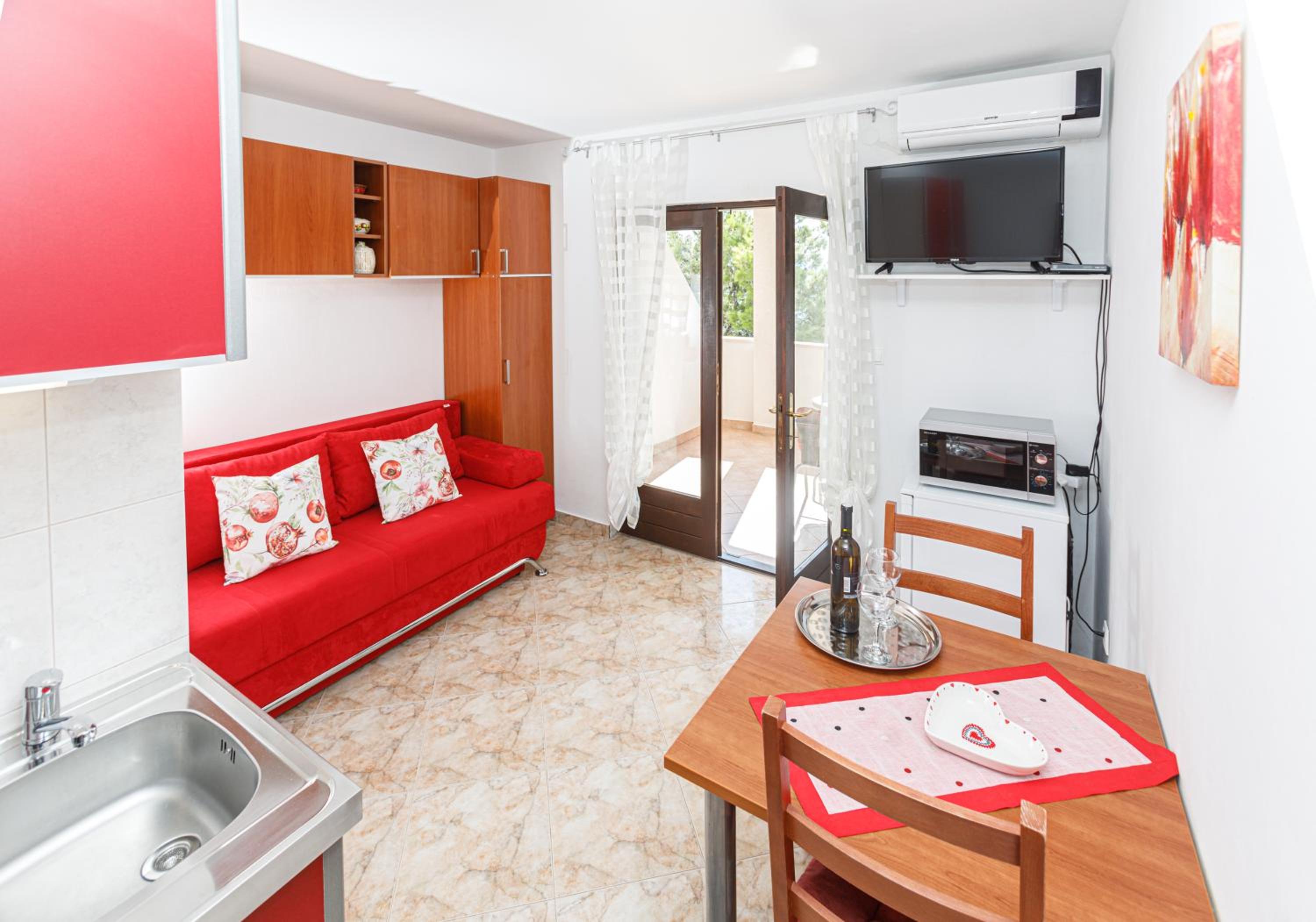 Studio Apartment with Sea View