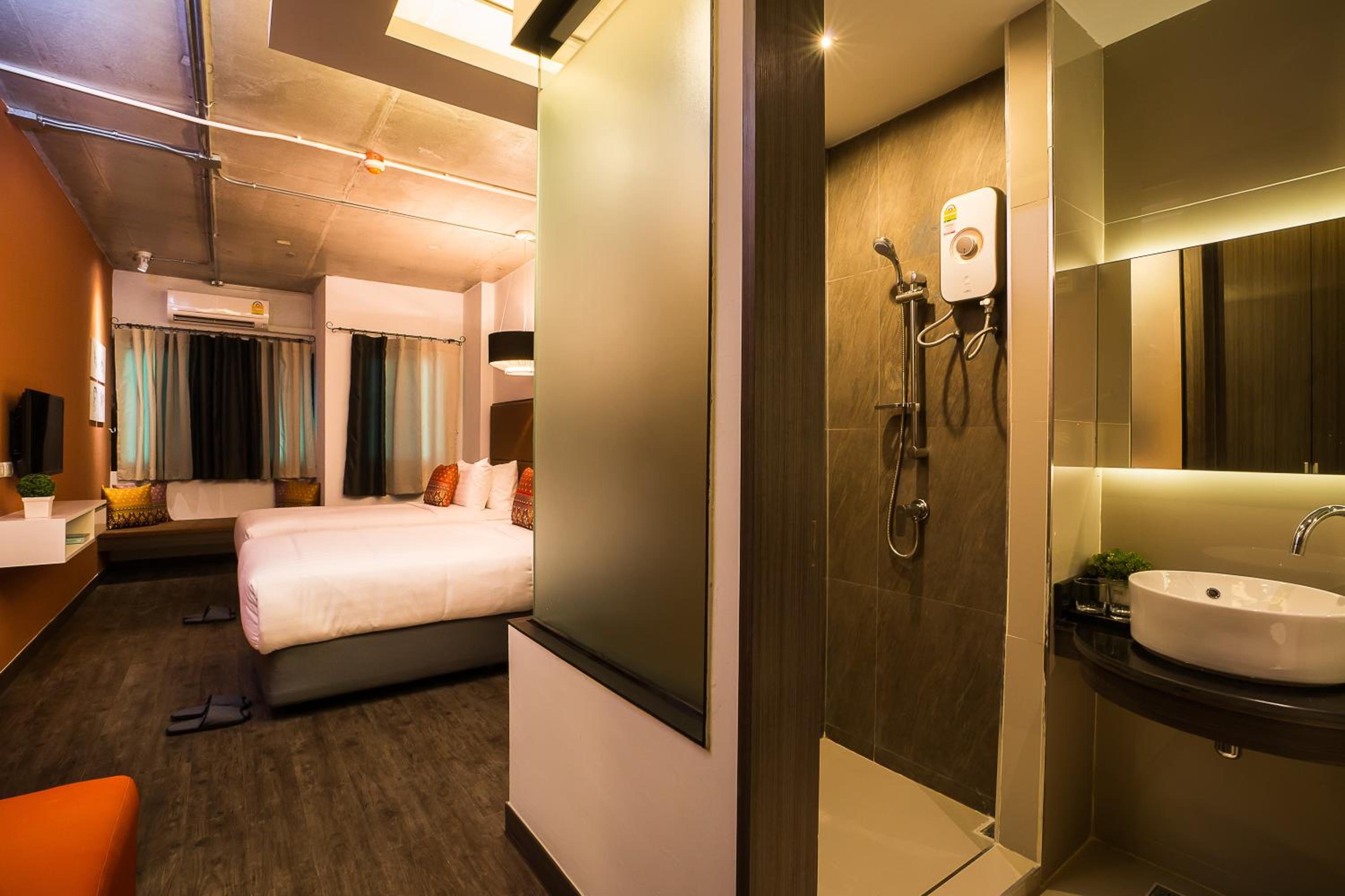 Standard Twin Room photo 2