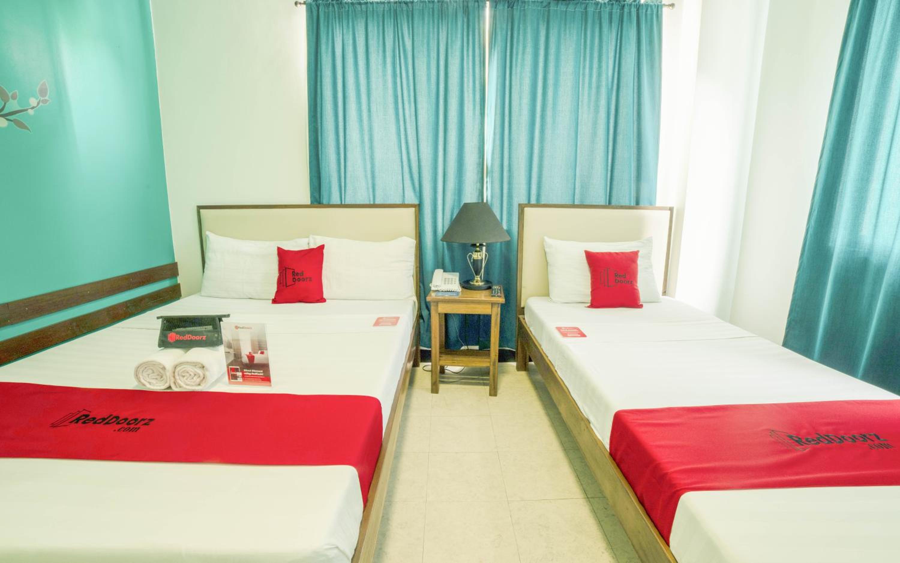 Deluxe Room - Photo 3