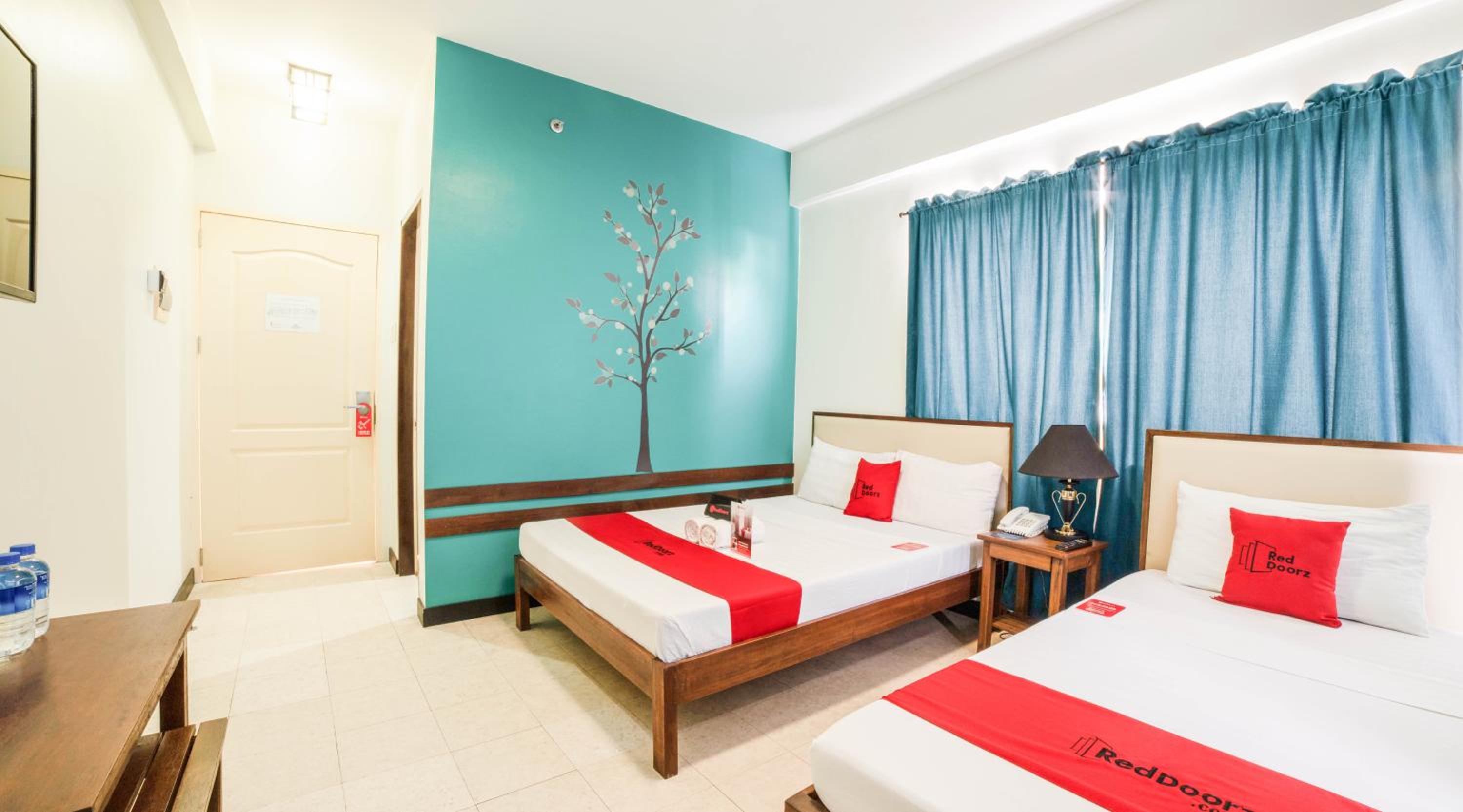 Deluxe Room - Photo 2