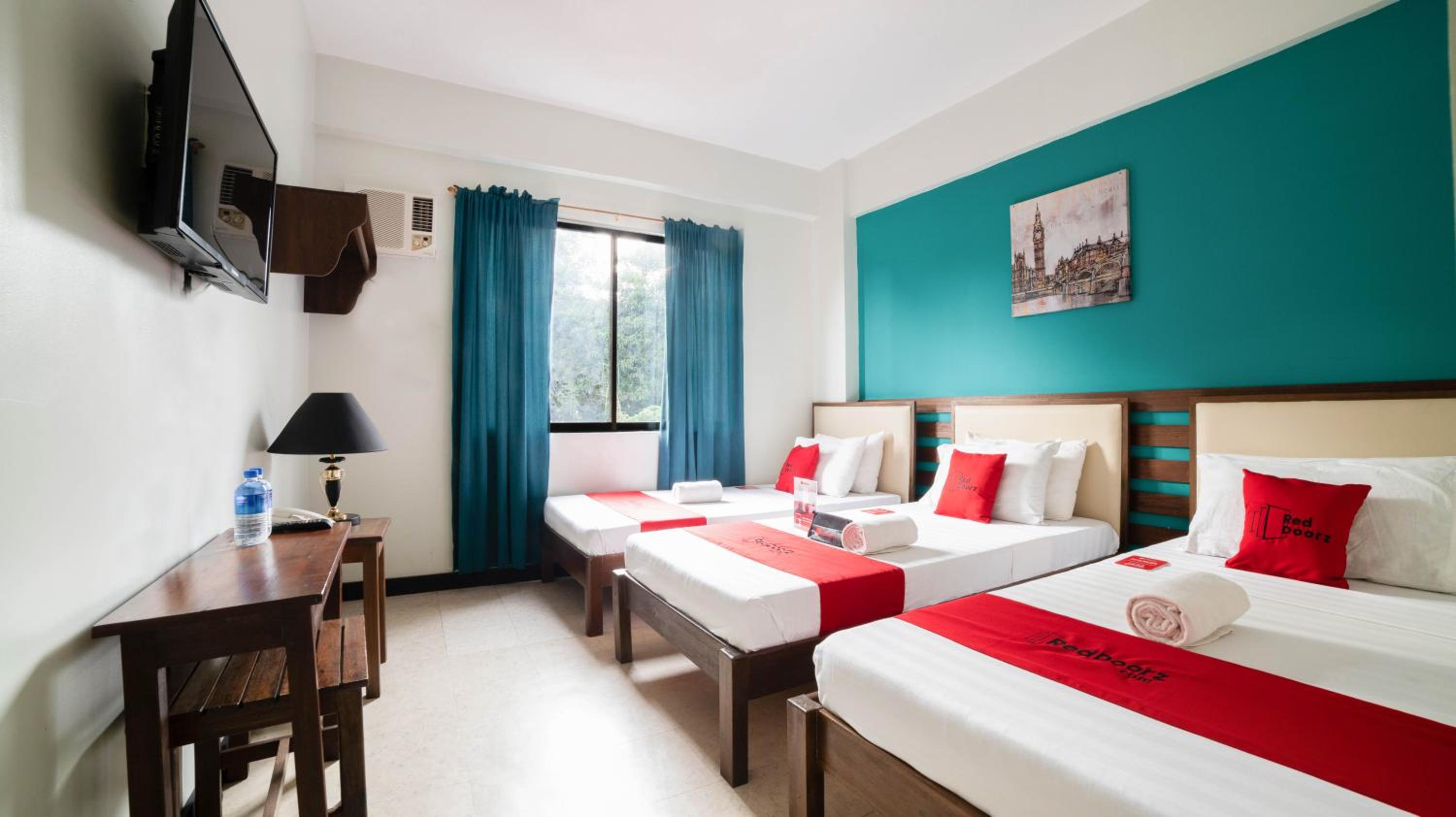 Twin Room - Photo 1