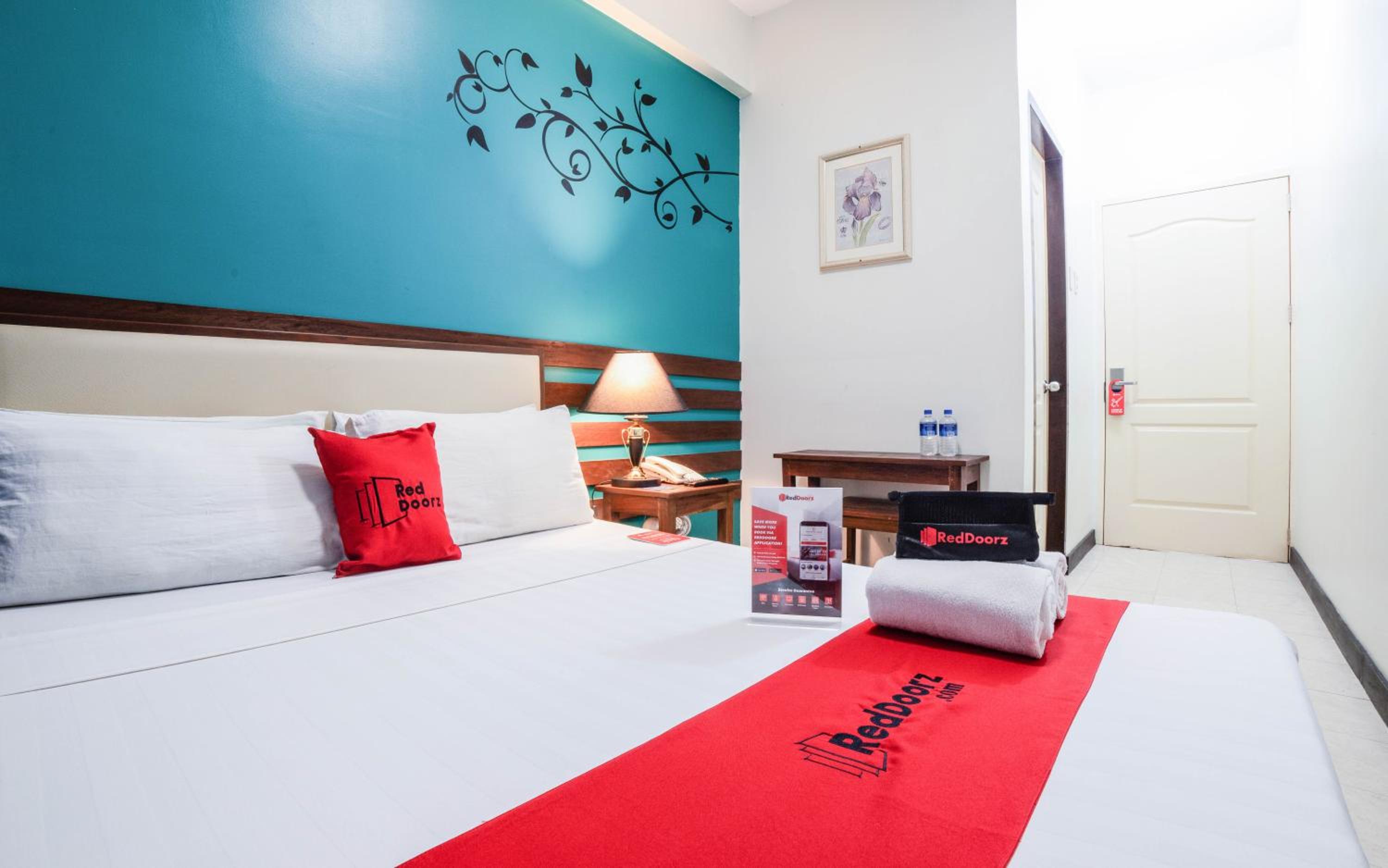 Standard Double Room - Photo 2