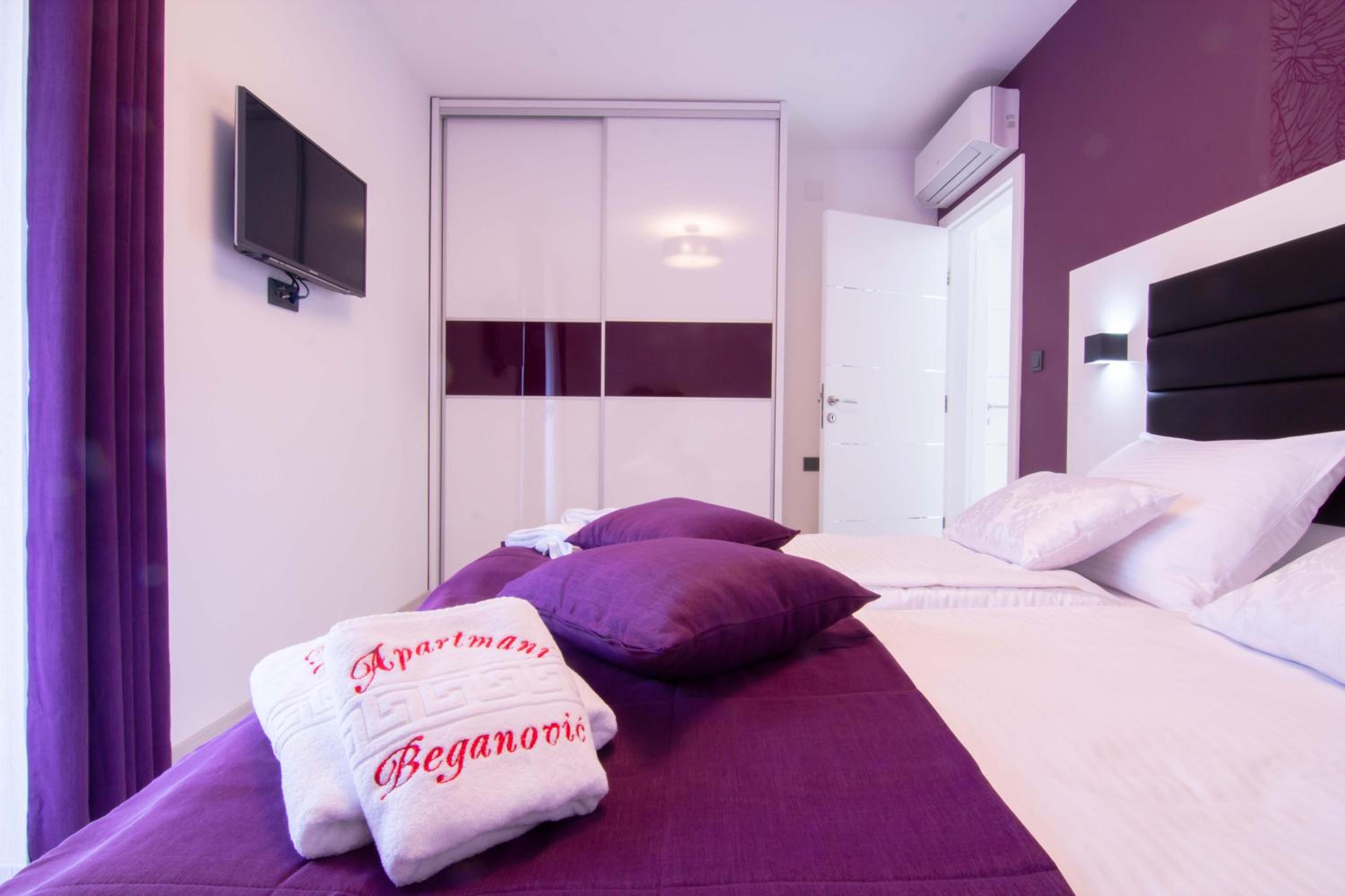 Deluxe Apartment - Ground Floor - Photo 2