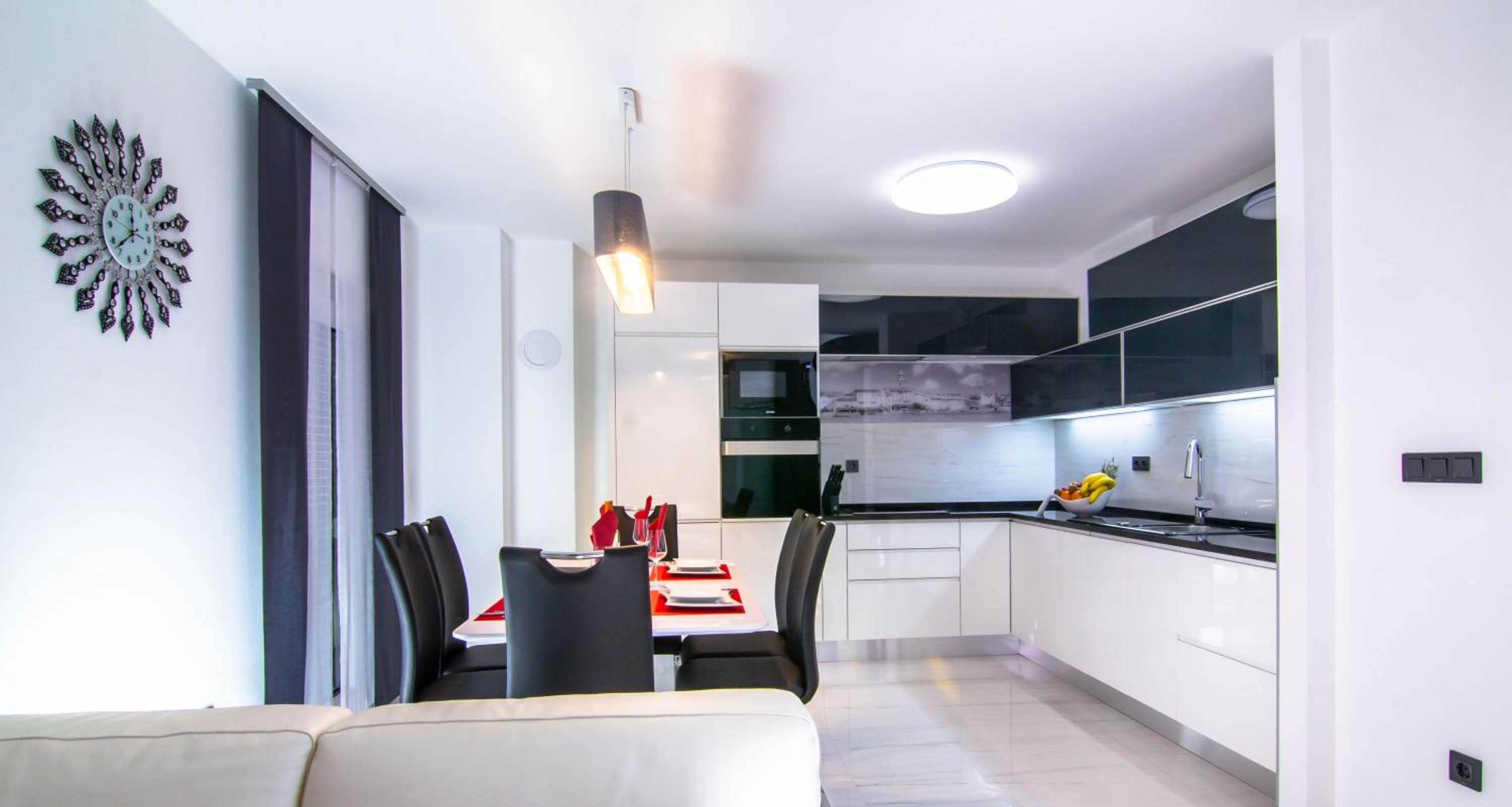 Deluxe Apartment - Ground Floor - Photo 12
