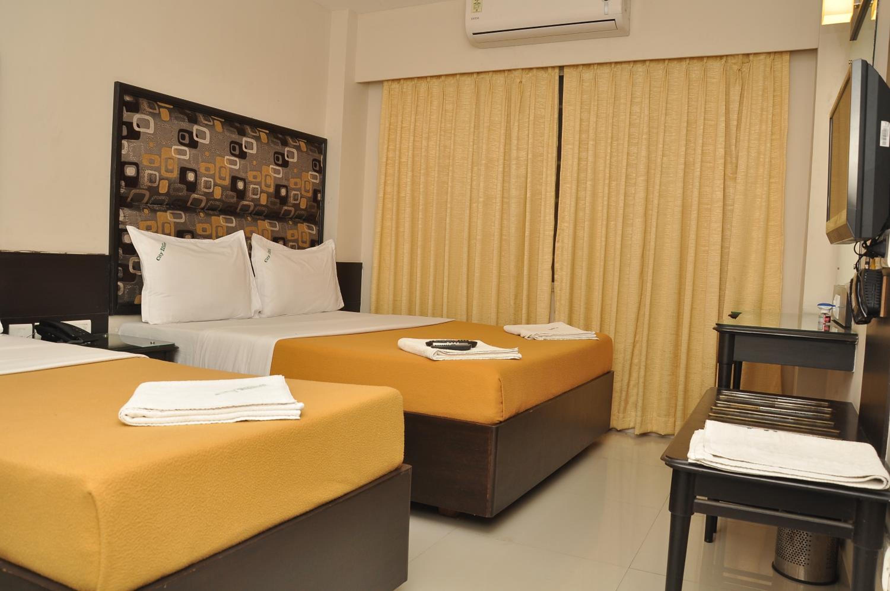 Deluxe Triple Room