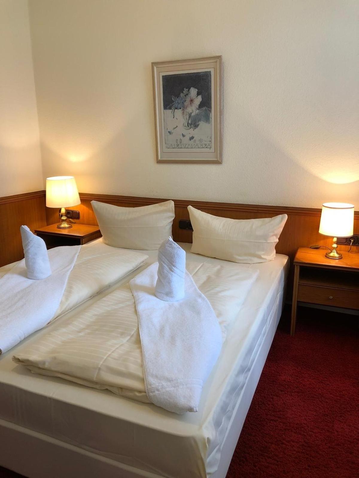 Standard Double Room - Photo 4