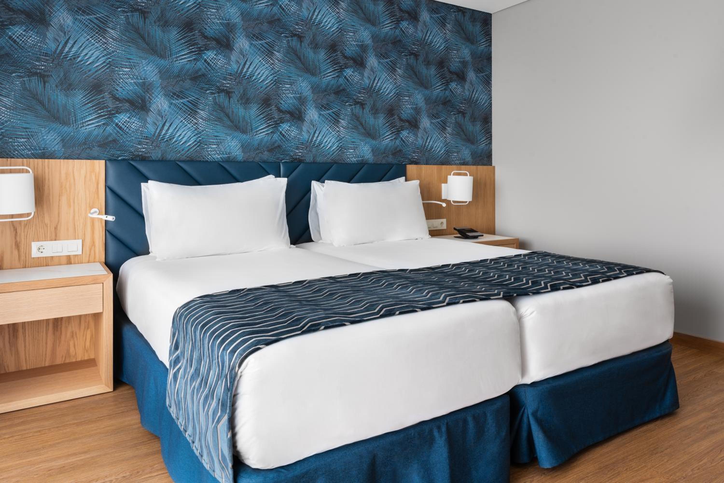 Double or Twin Room - Photo 3