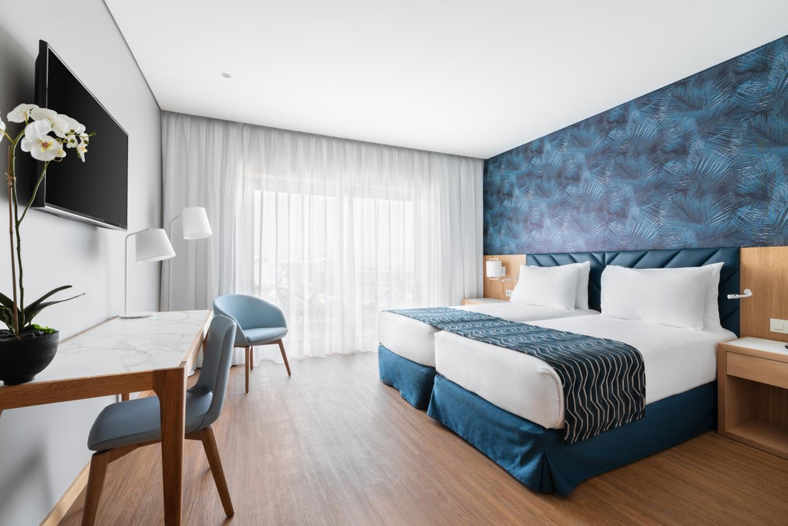 Double or Twin Room - Photo 2