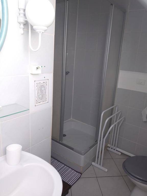 Apartment - Photo 9