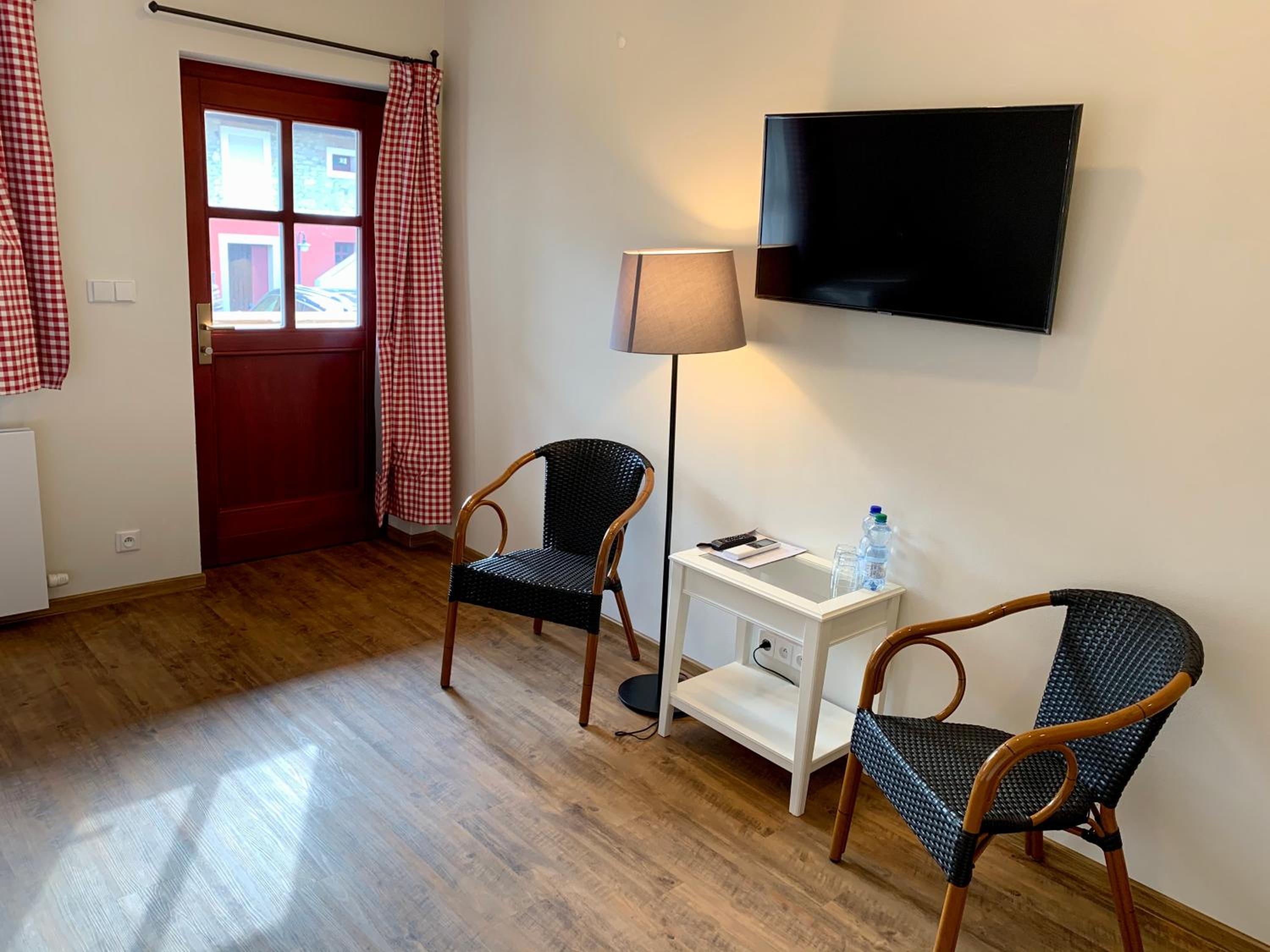 Double or Twin Room with Terrace - Photo 3