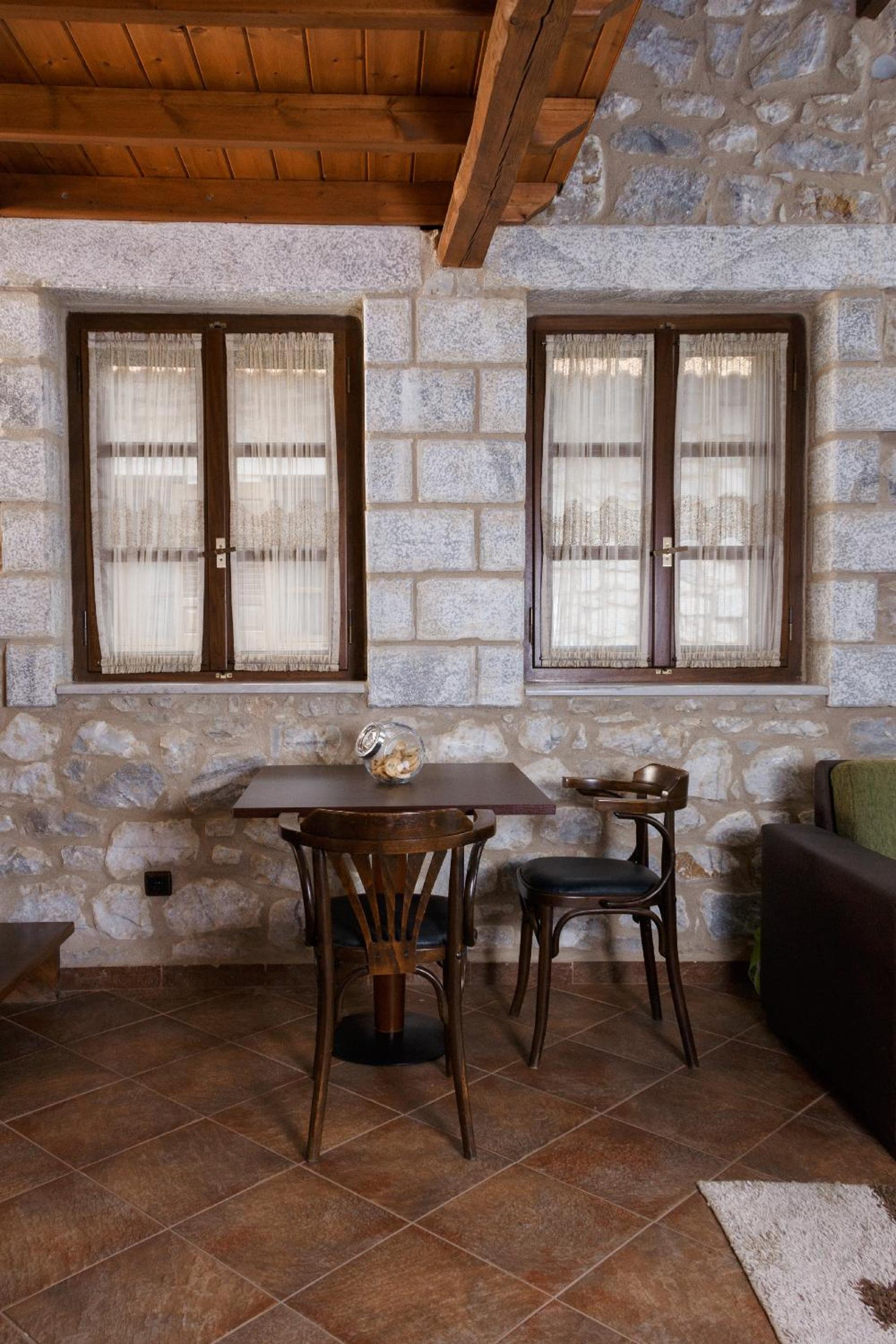 Suite with Mountain View - Photo 40