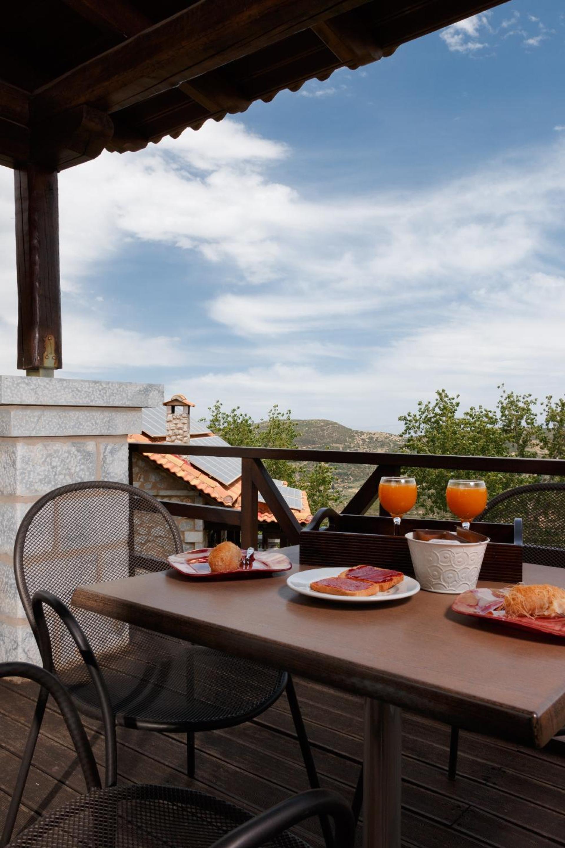 Suite with Mountain View - Photo 43