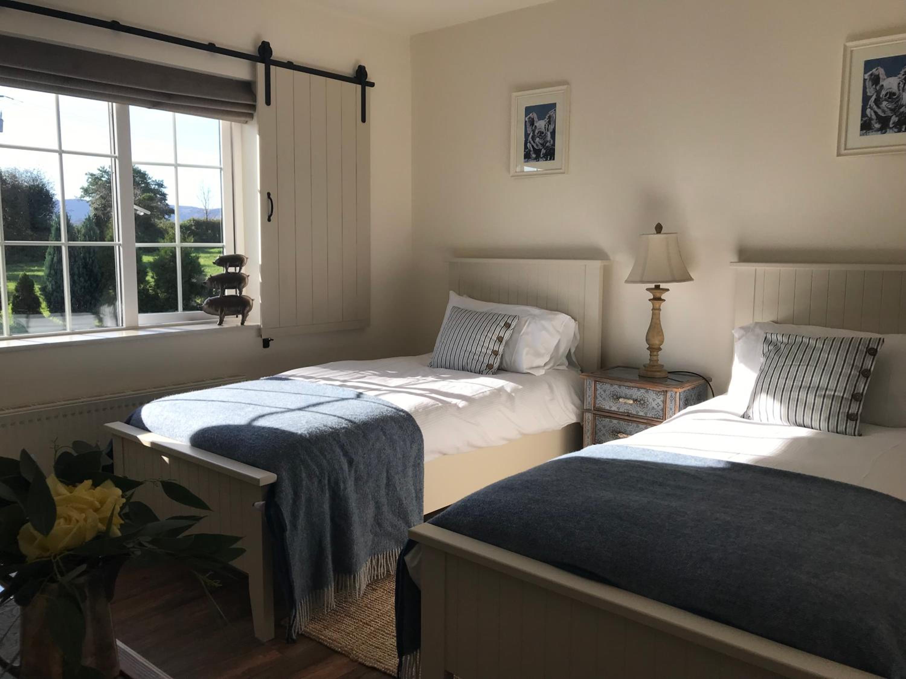 Standard Twin Room with Garden View photo 1