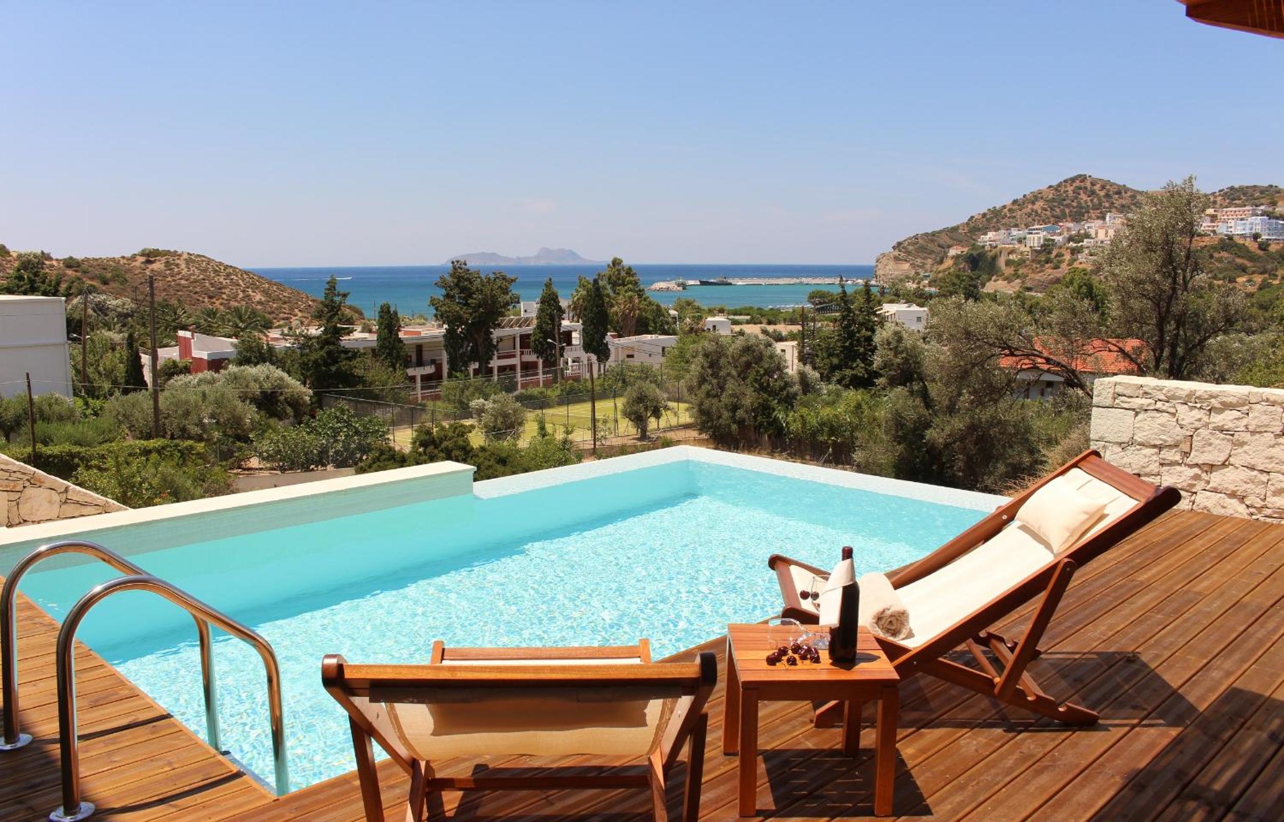 Junior Suite with Sea View - Private Pool (min. Age 14 Years Old)