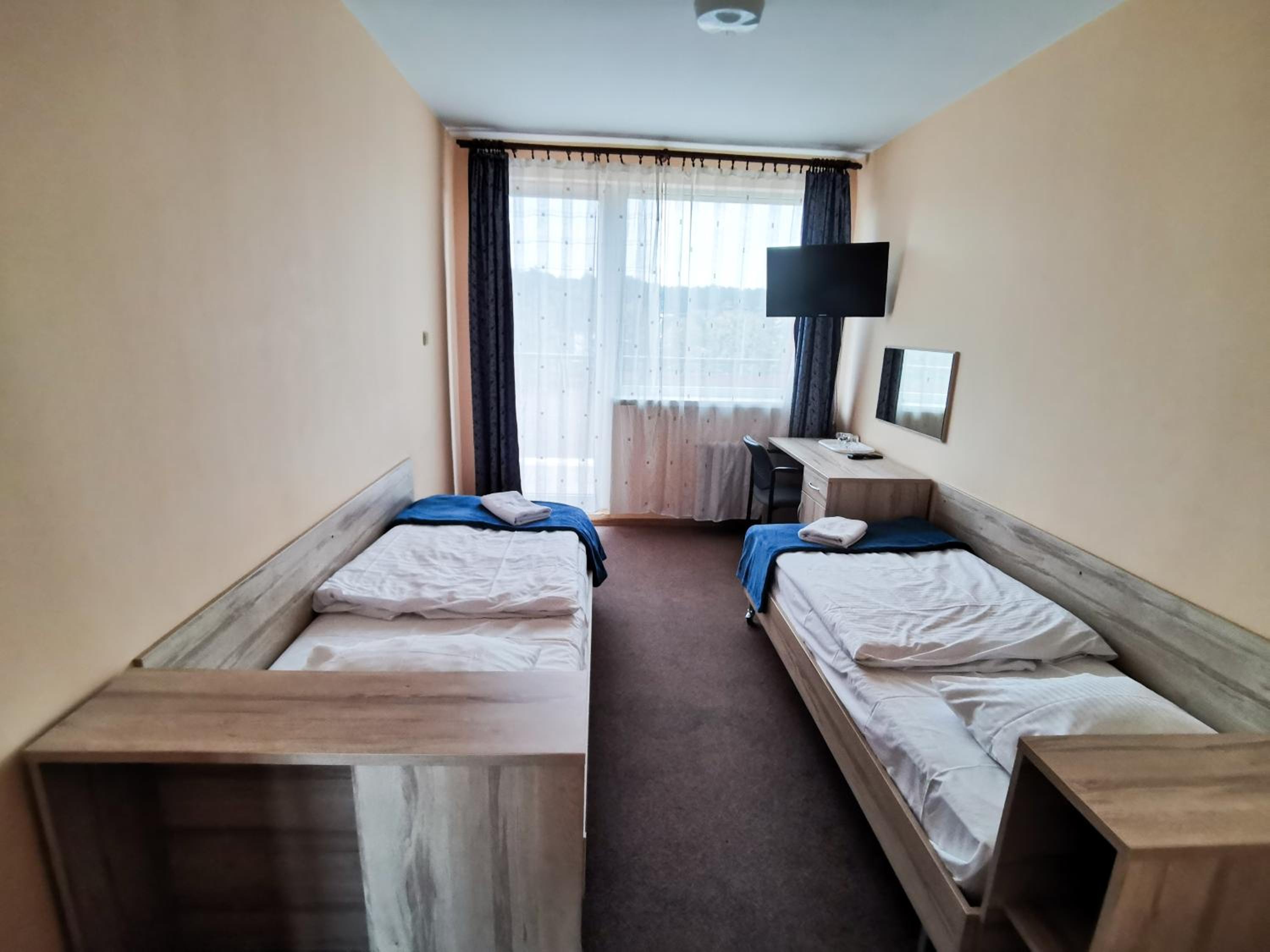 Economy Double Room photo 3