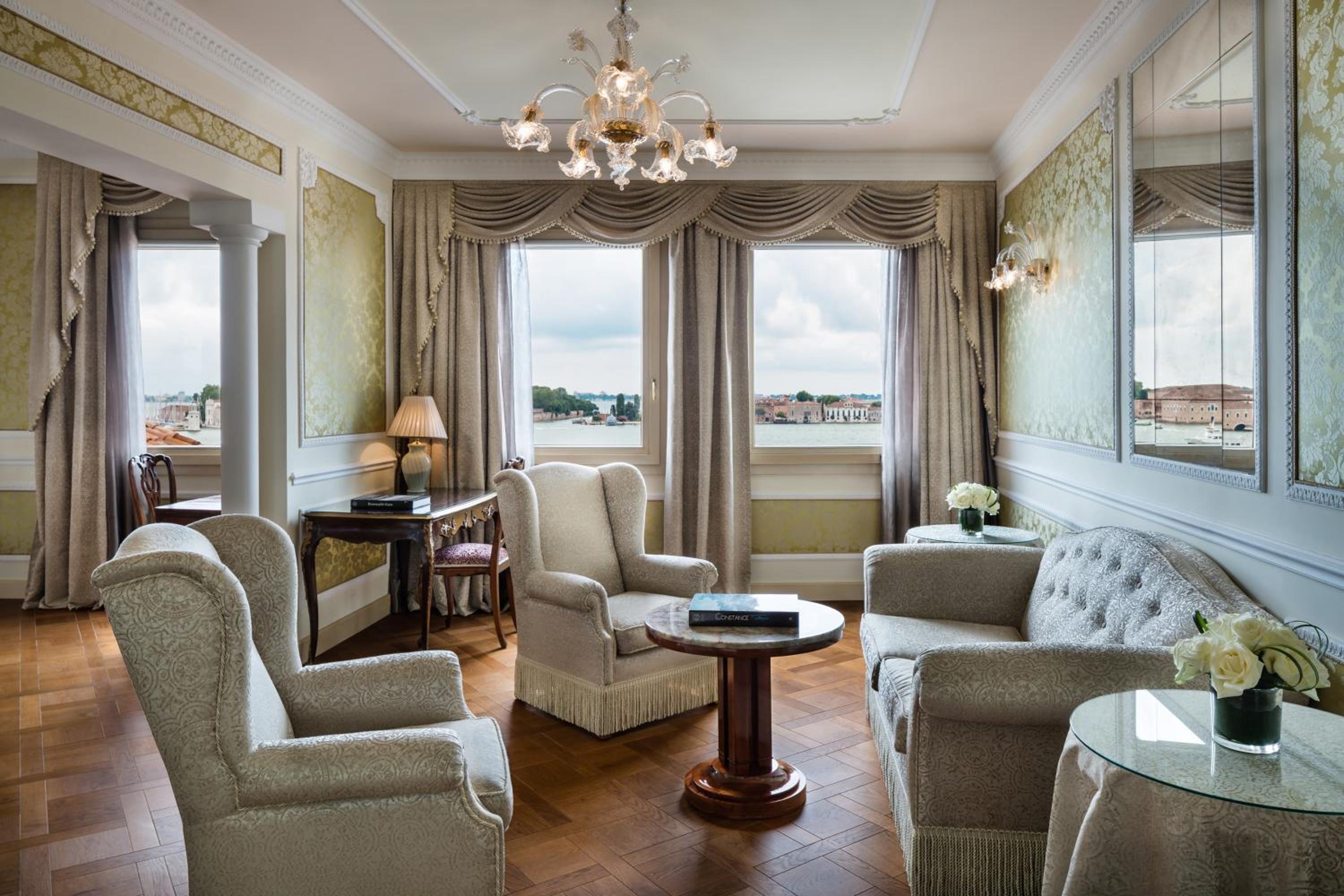 Tiziano Suite with Lagoon View - Photo 2