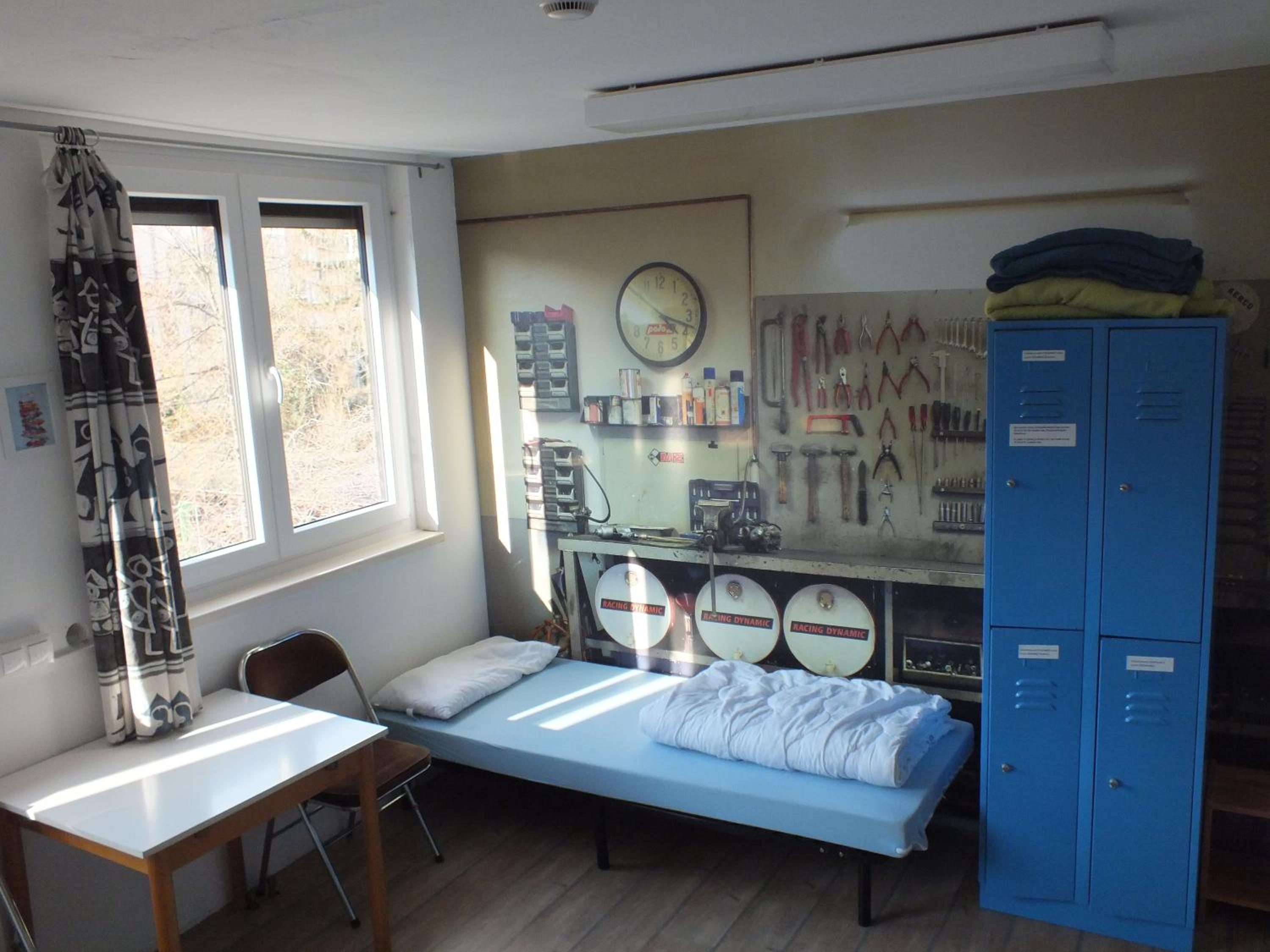 Bed in 4-Bed Mixed Dormitory Room photo 1