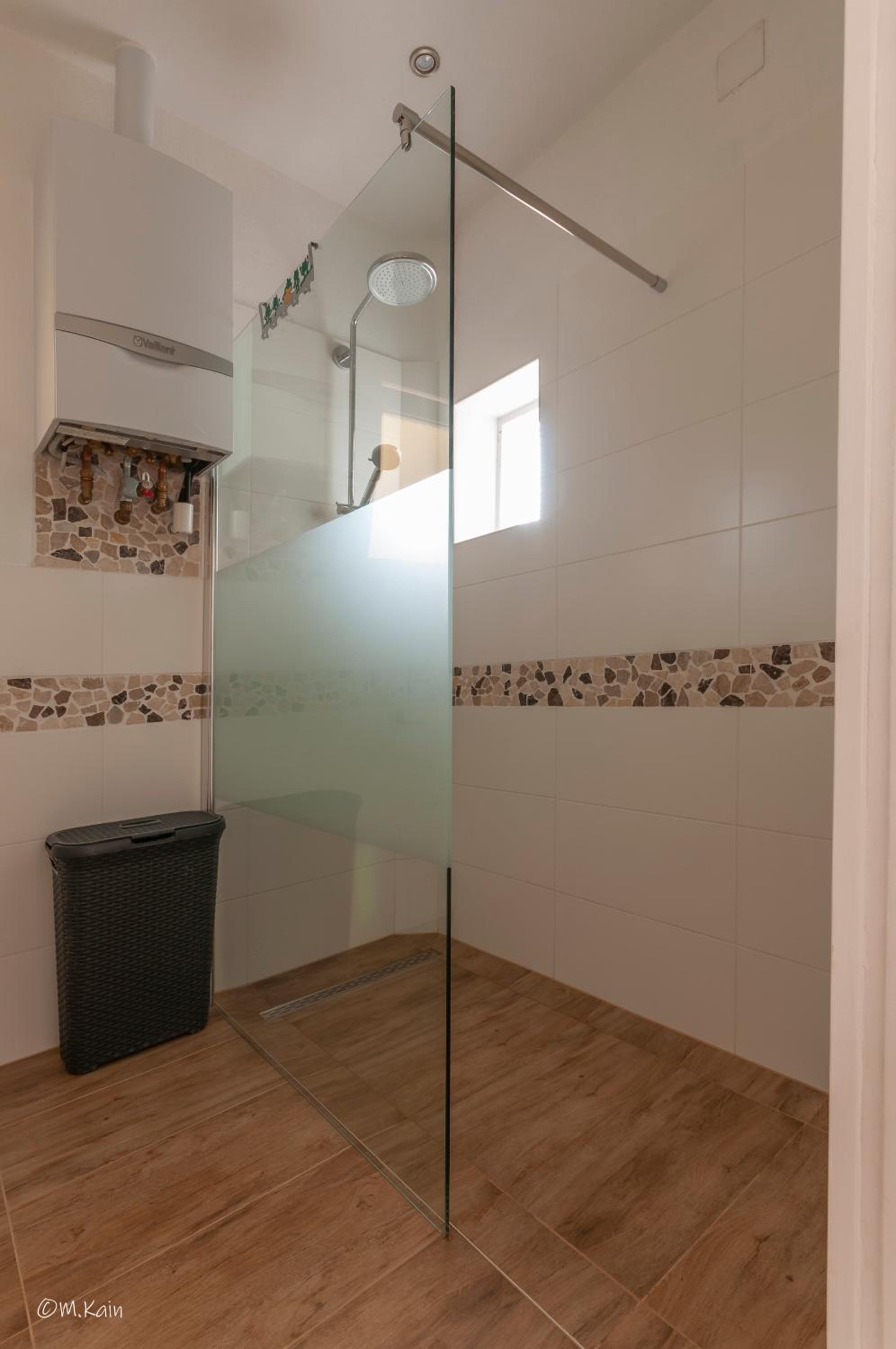 Two-Bedroom Apartment (8 Adults) - Photo 5