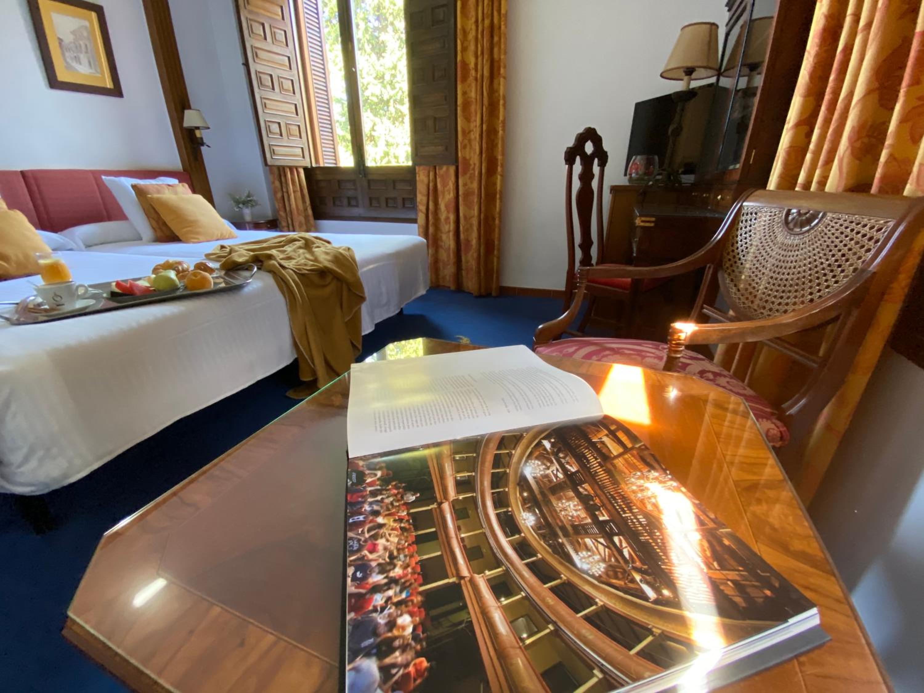 Superior Double or Twin Room - Photo 3