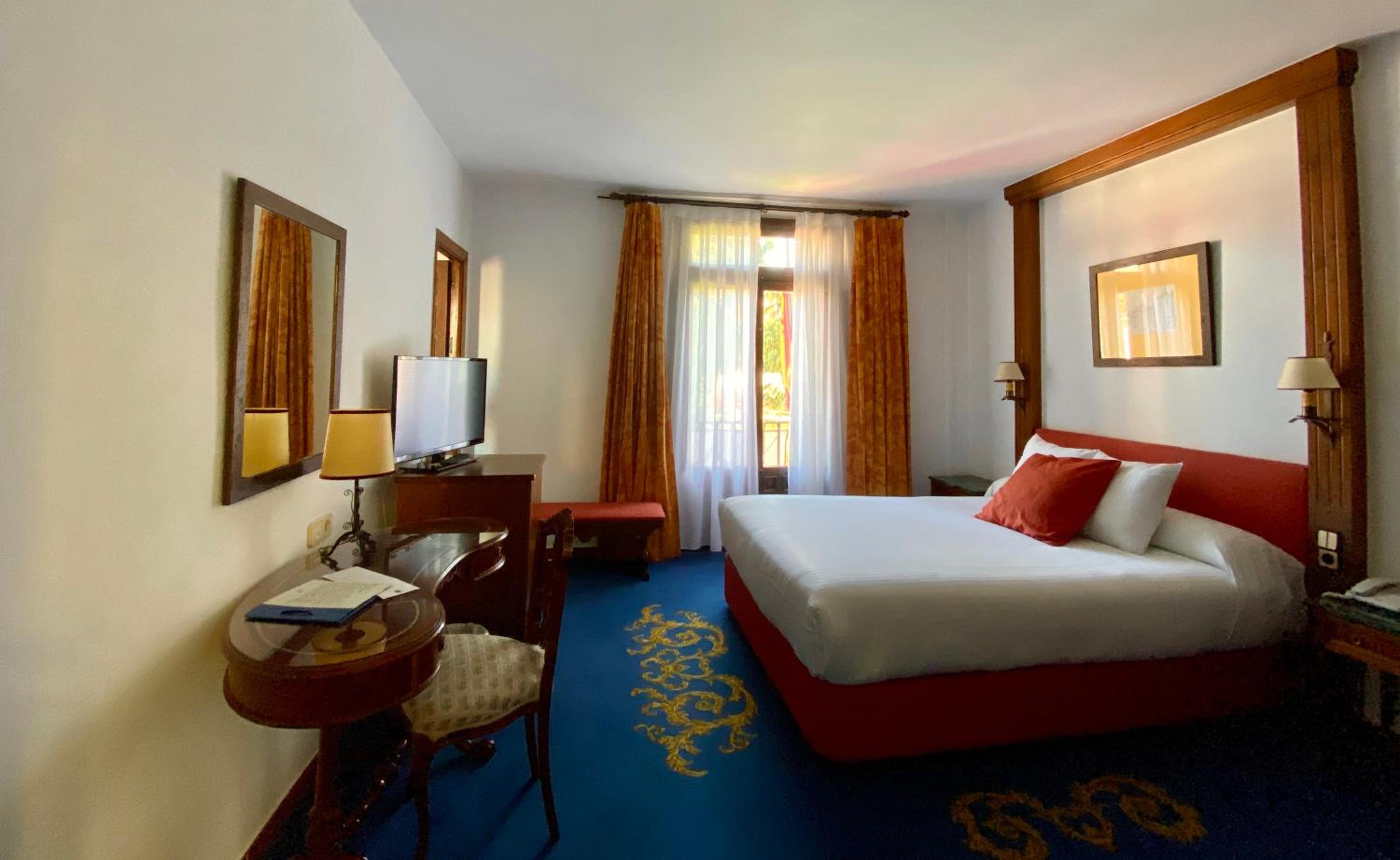 Premium Double Room - Photo 3