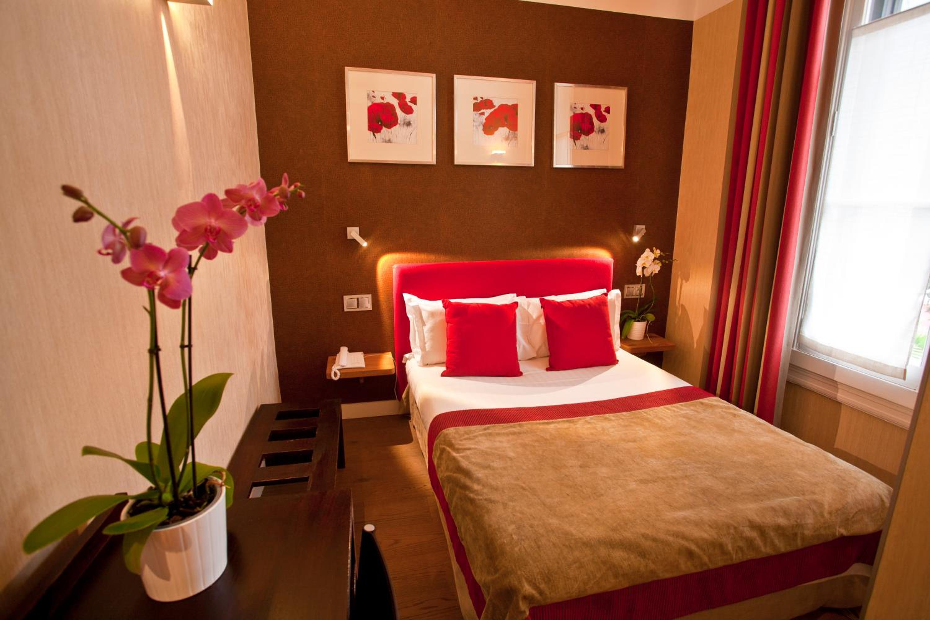 Standard Double Room photo 2