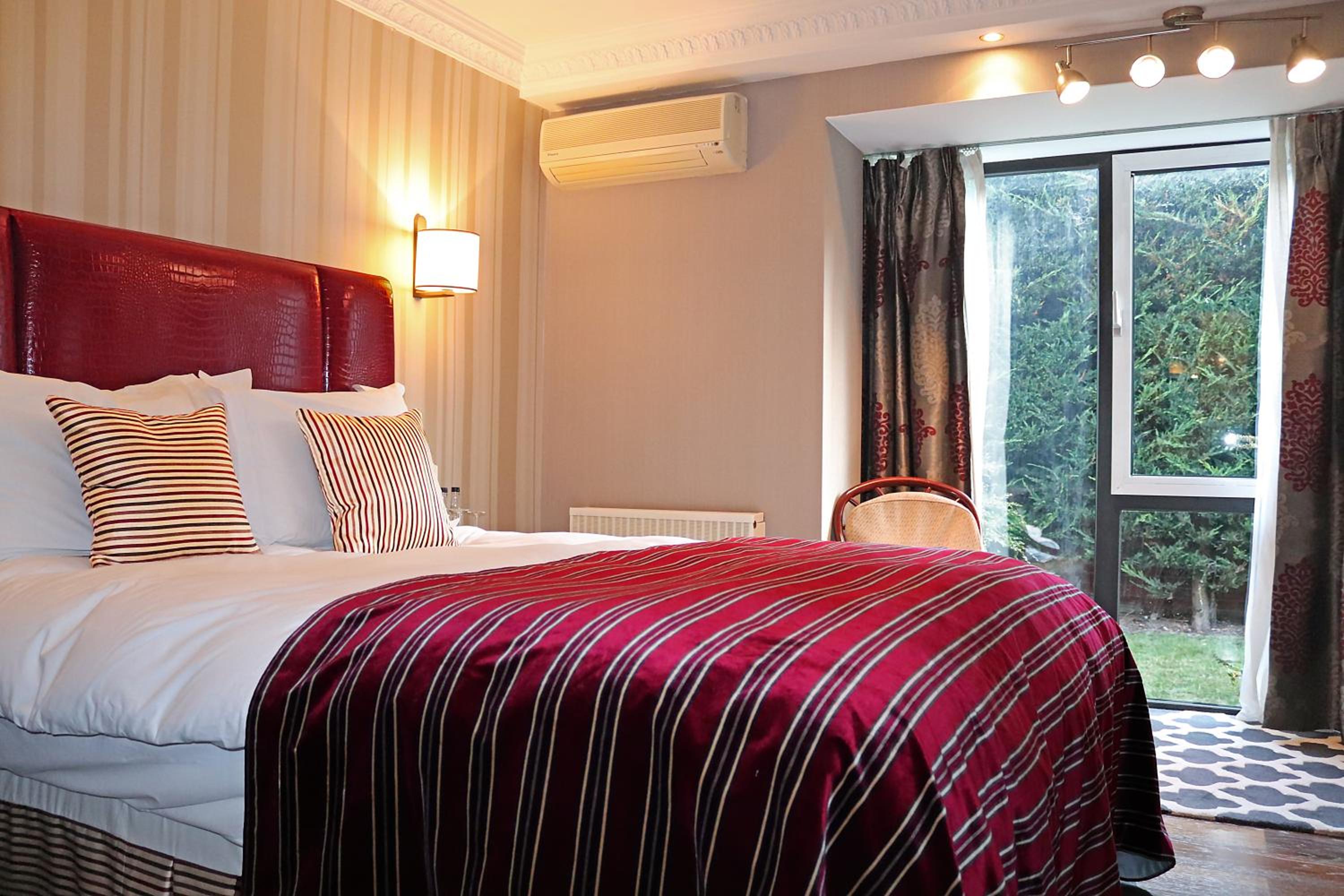 Small Double Room - Photo 2