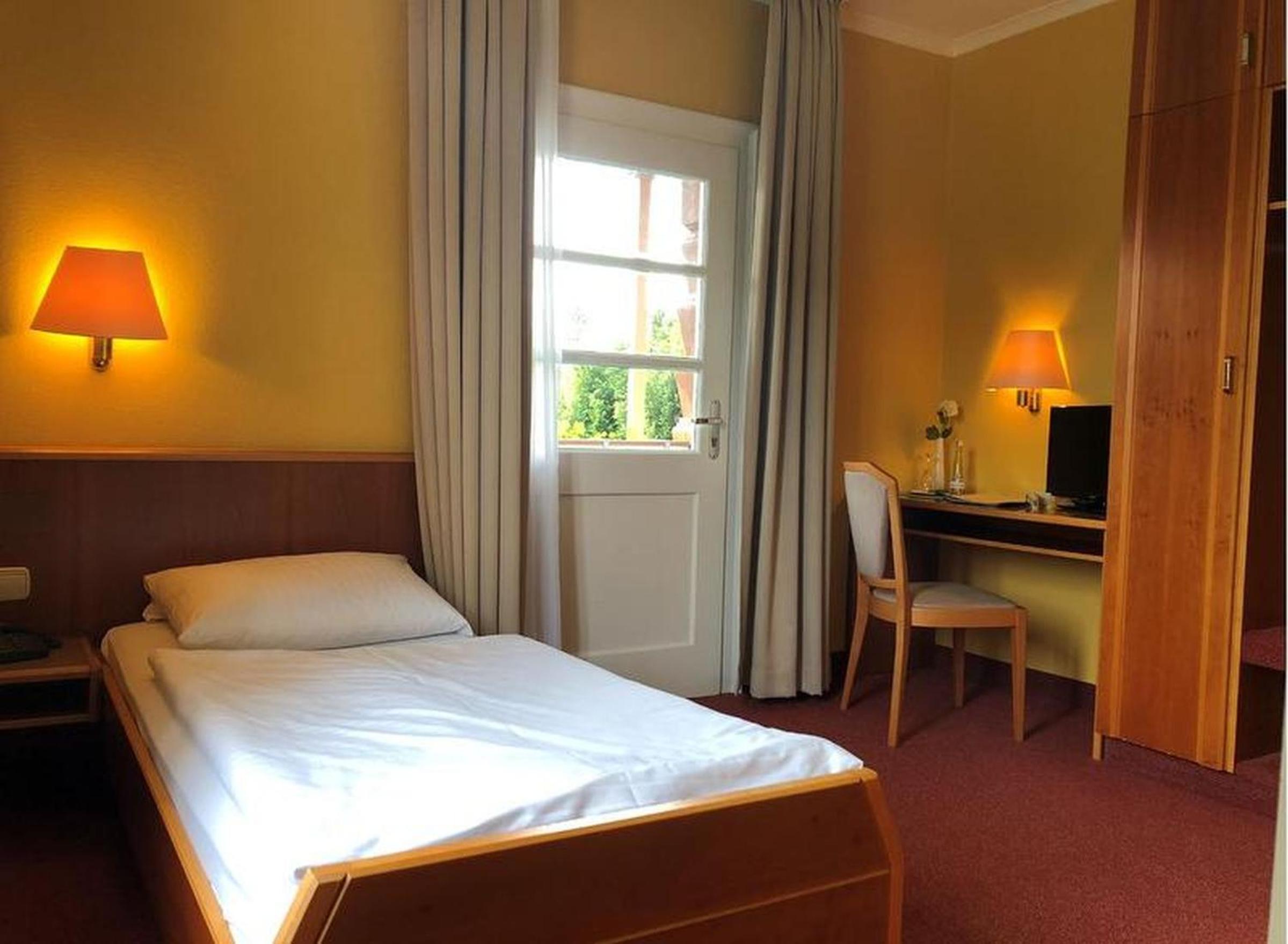 Single Room With Balcony