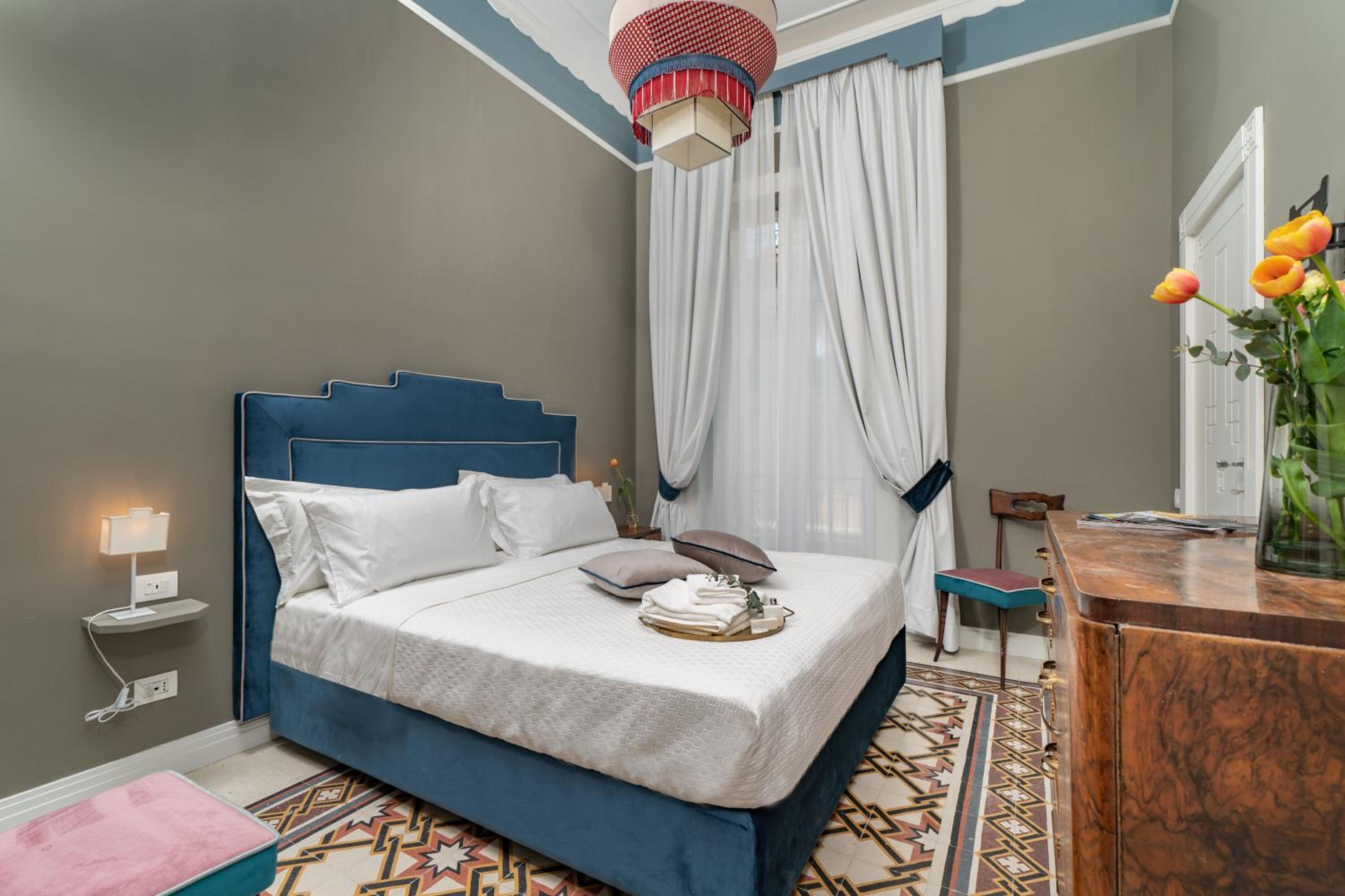 Deluxe Double Room with Shower