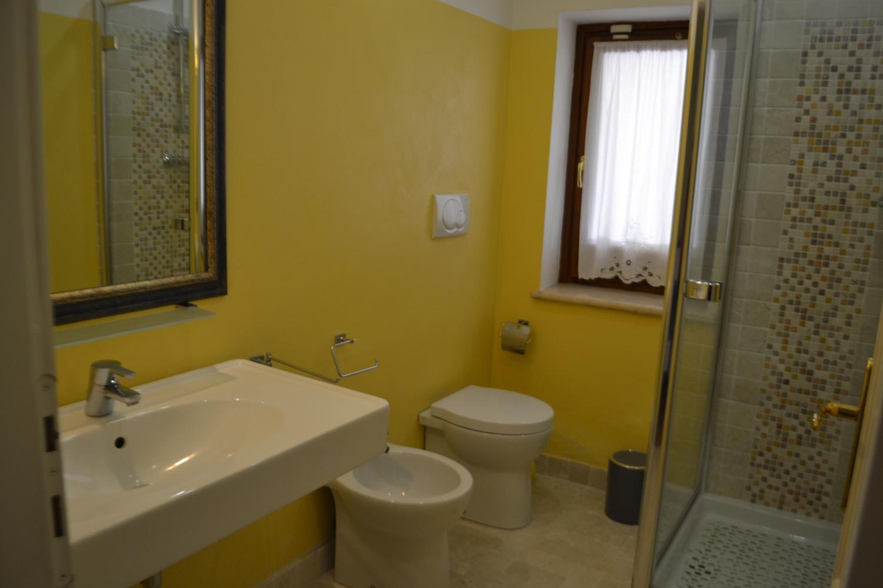 Deluxe Suite photo 2