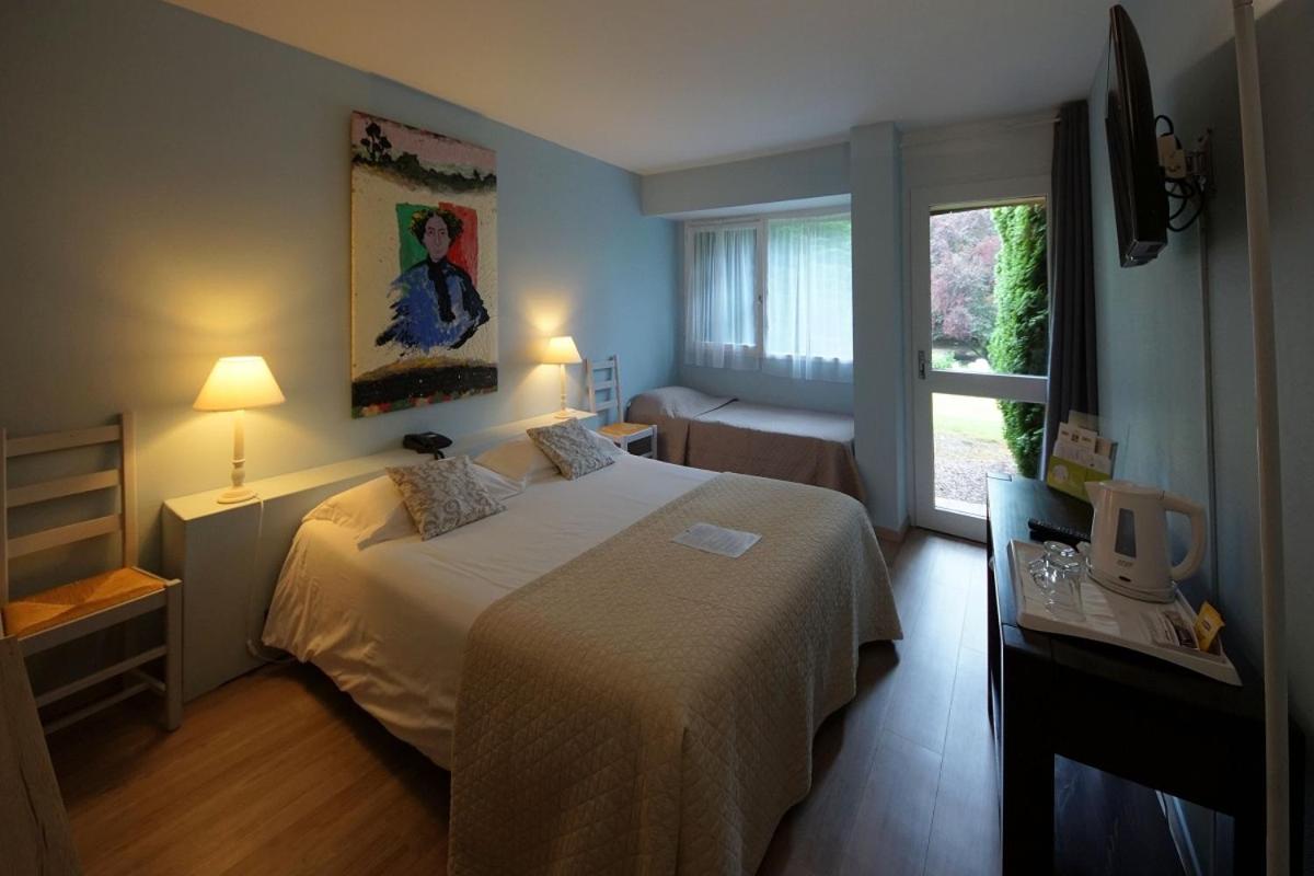 Triple Room with Garden View photo 2
