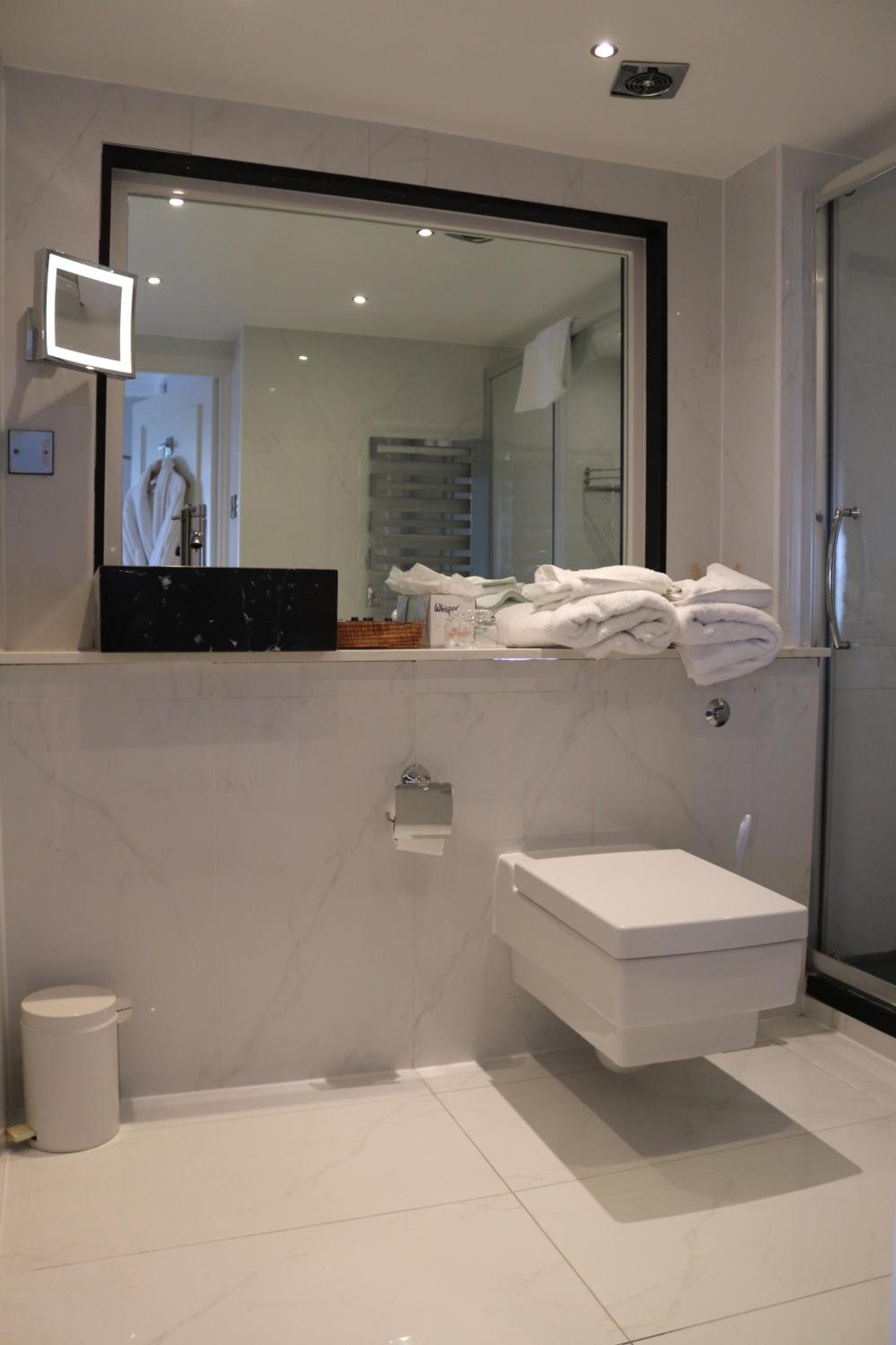 Small Double Room - Photo 3