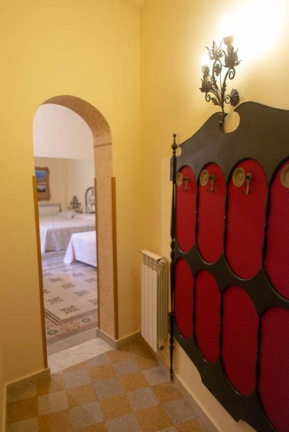 Apartment with Terrace - Photo 16