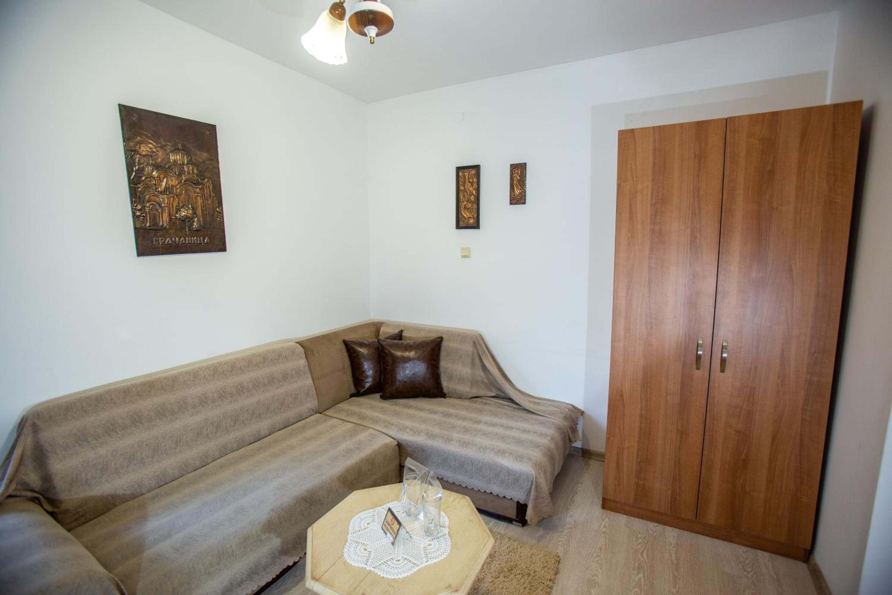One-Bedroom Suite photo 2