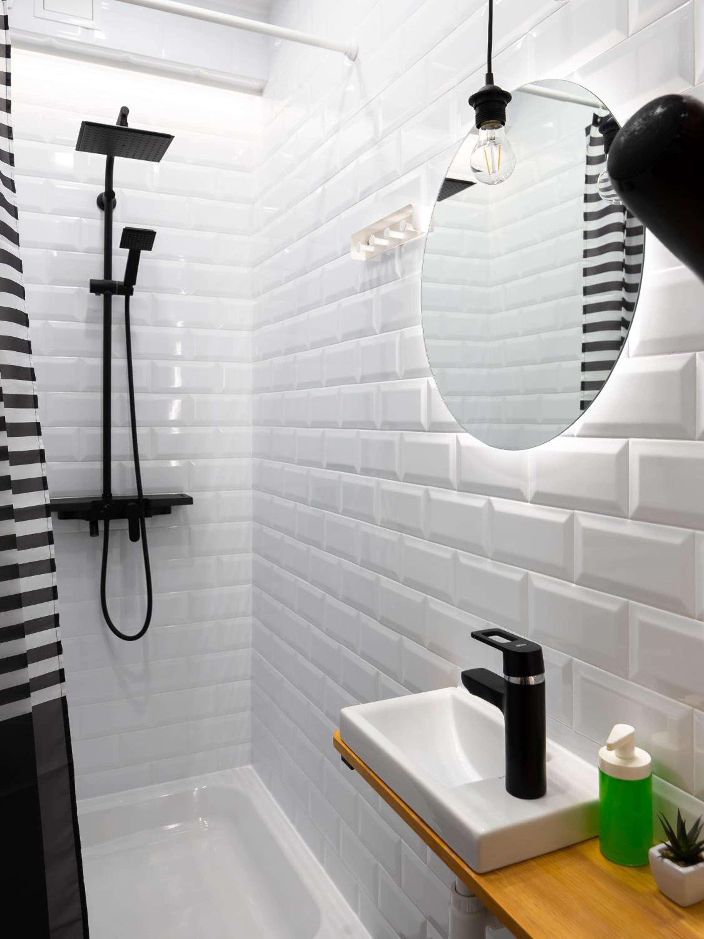 Apartment With Shared Bathroom photo 1