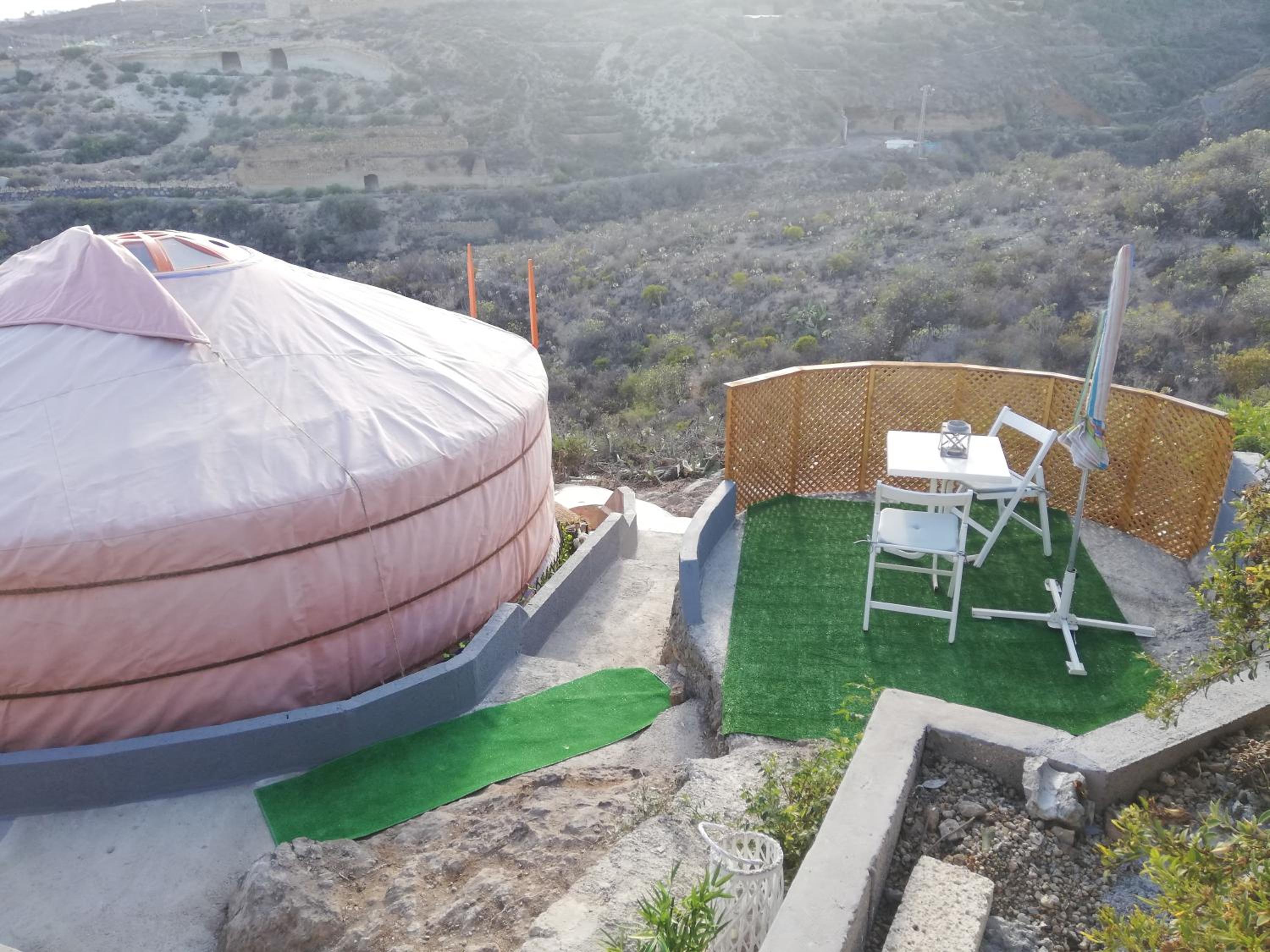 Yurt - Photo 7