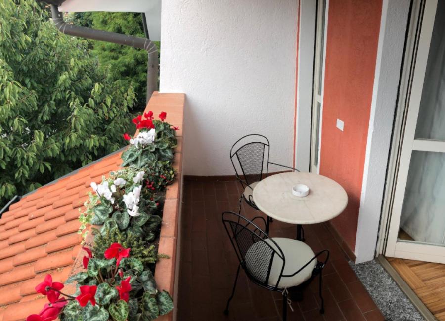 Twin Room with Balcony - Photo 2