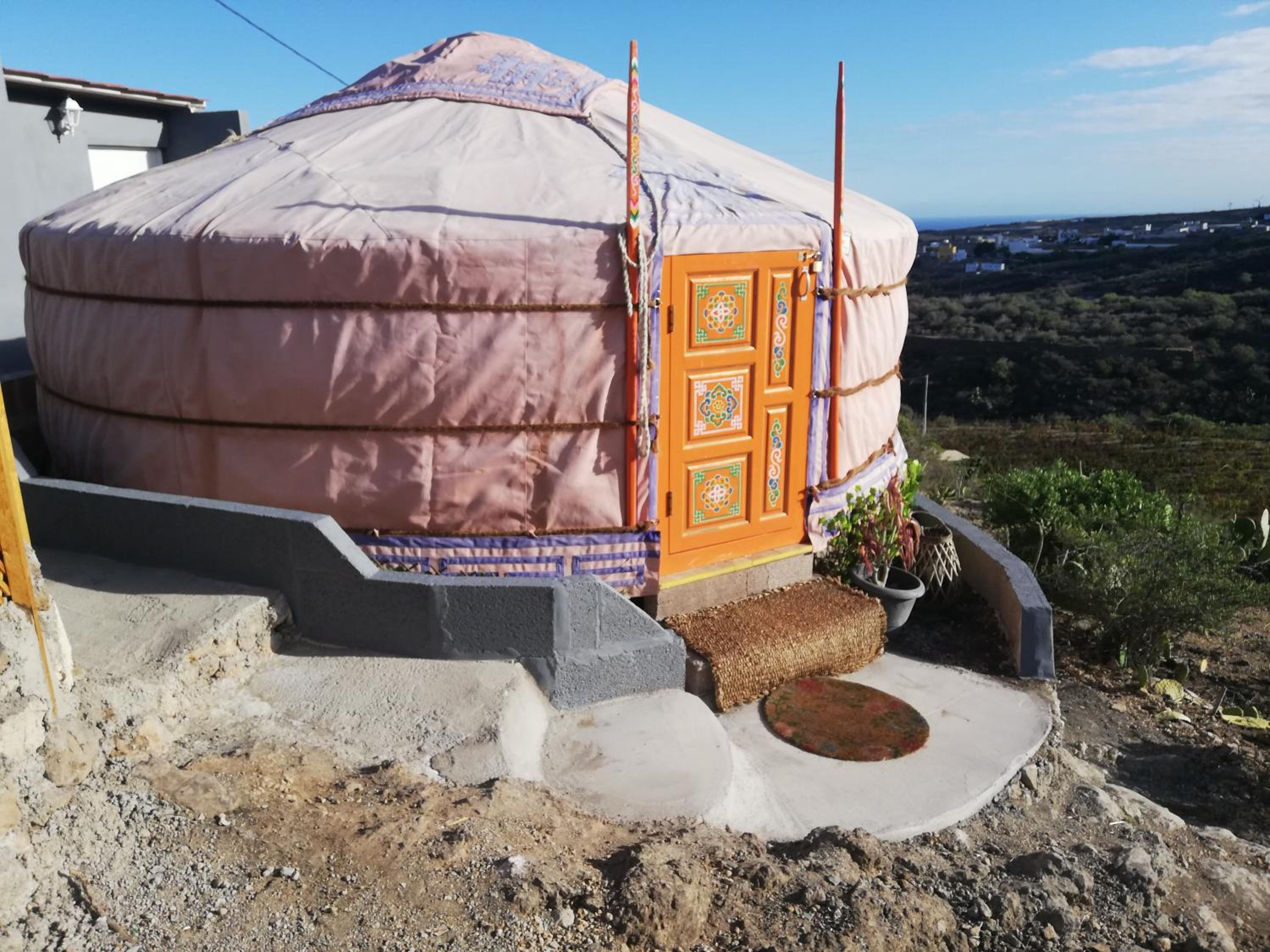 Yurt - Photo 10