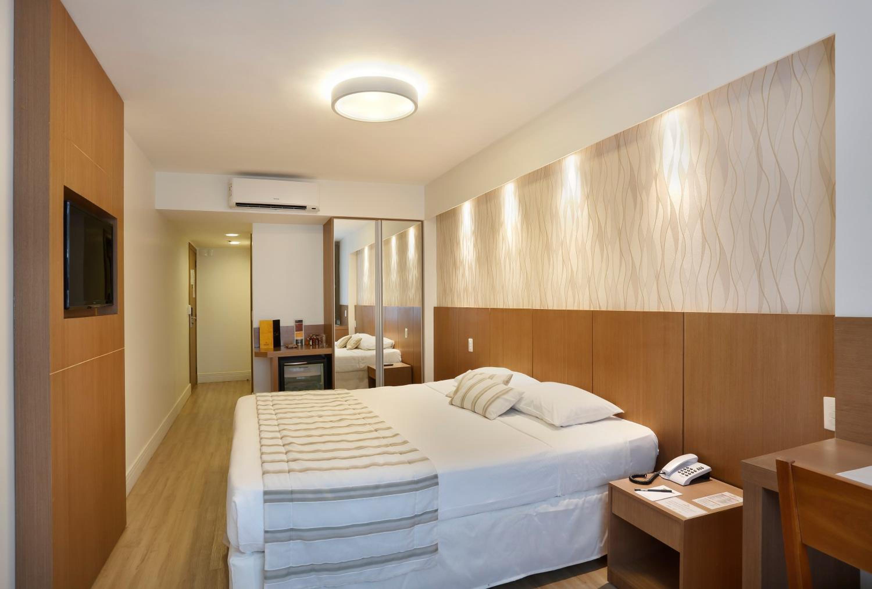 Standard Room - Photo 7