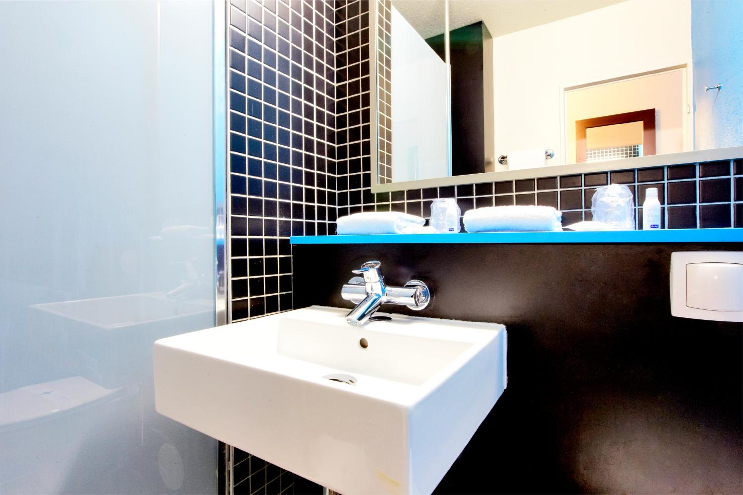 Double Room - Photo 6