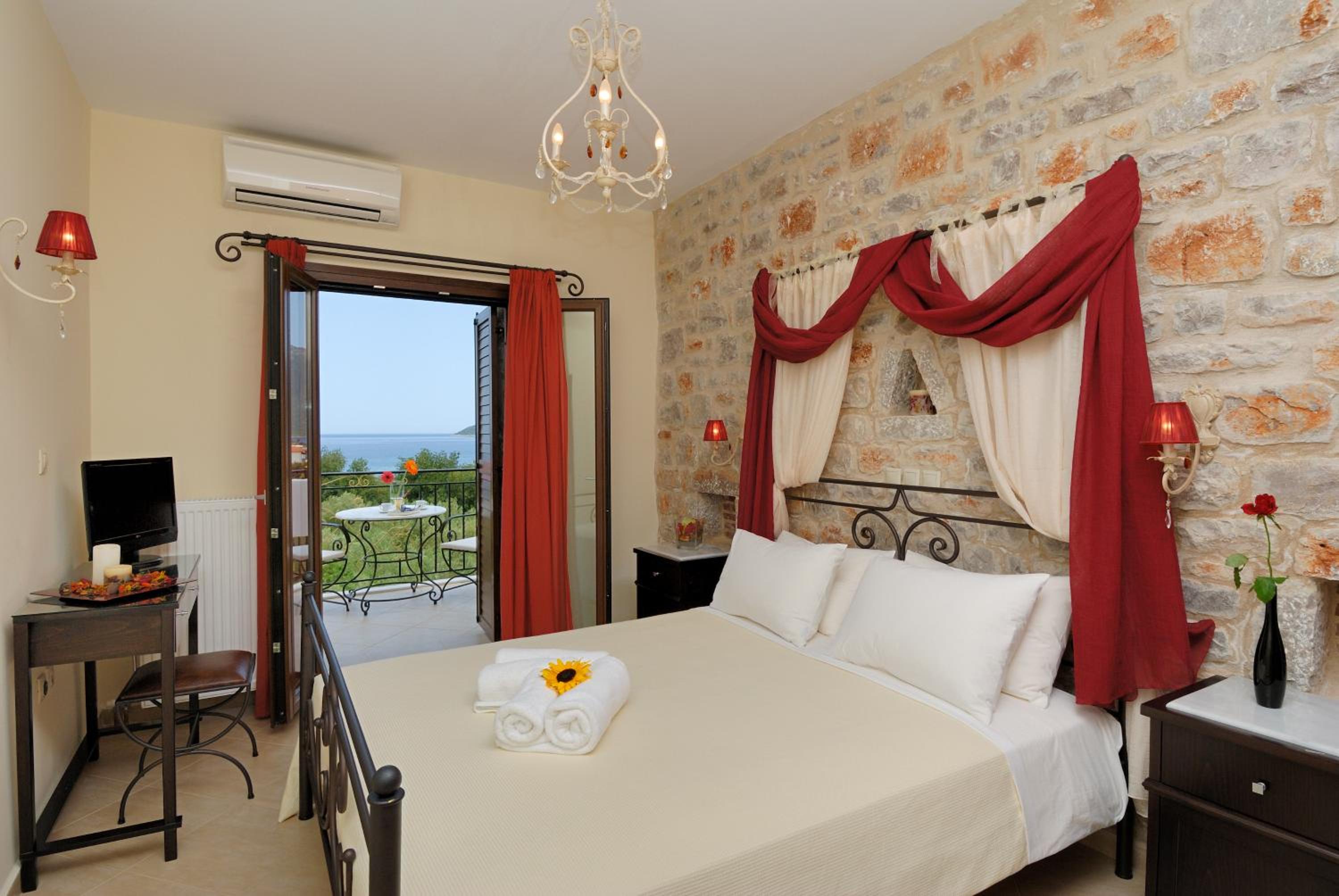 Suite (2 Adults) photo 2