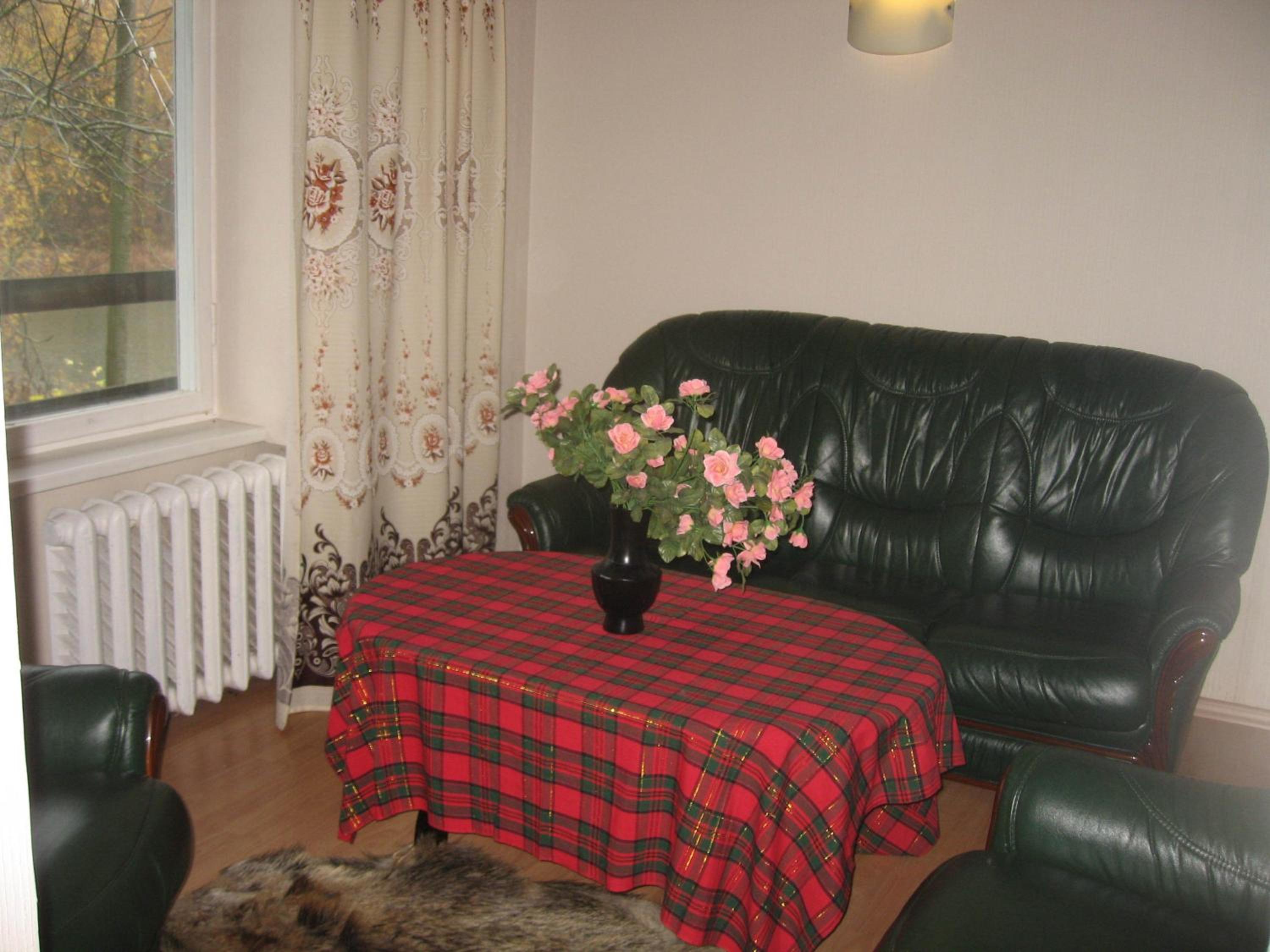 Double Room with Private Bathroom - Photo 9