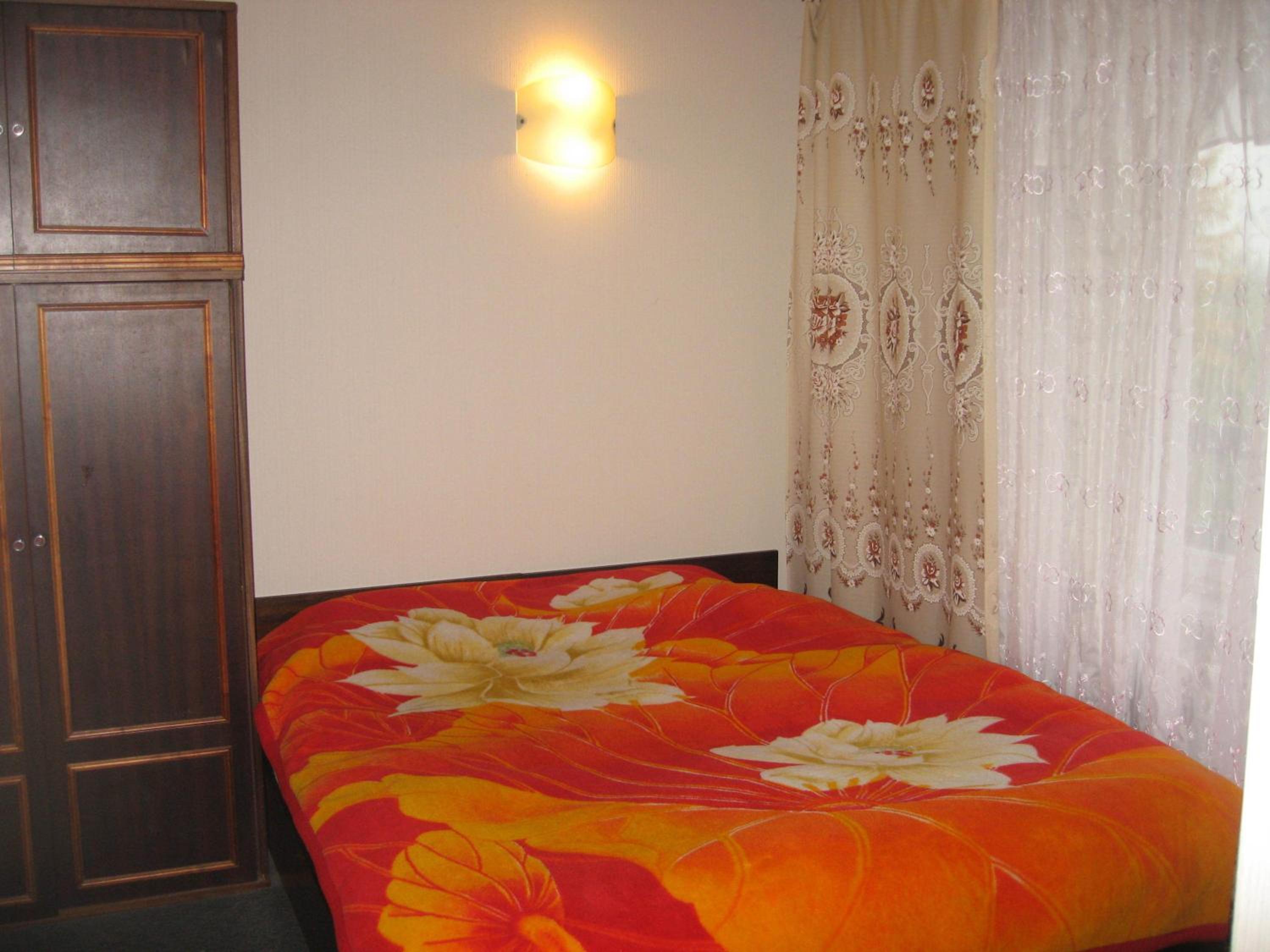 Double Room with Private Bathroom - Photo 1
