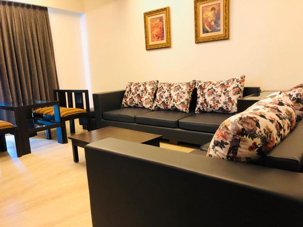 Studio Apartment photo 3