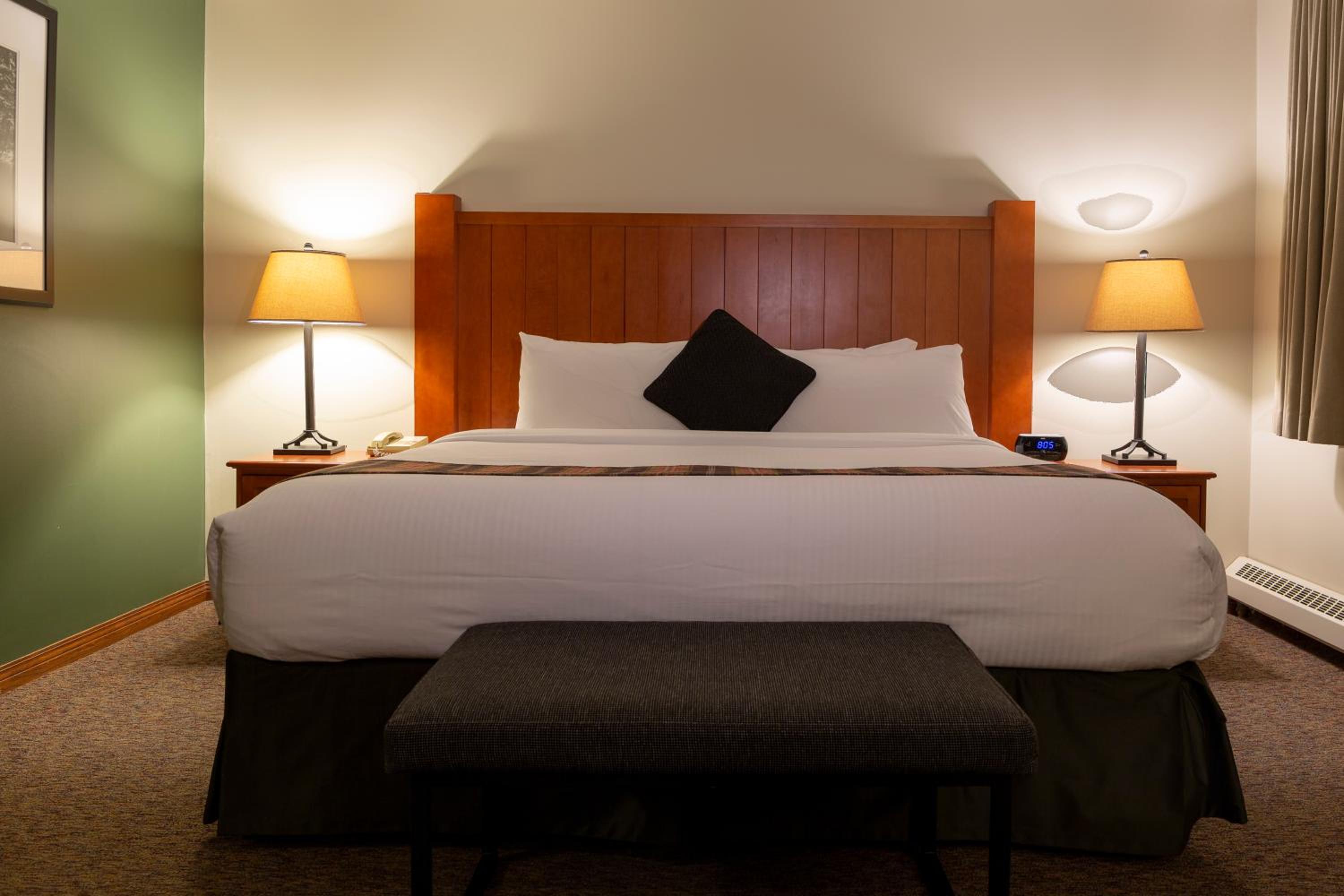 Queen Room - Photo 2