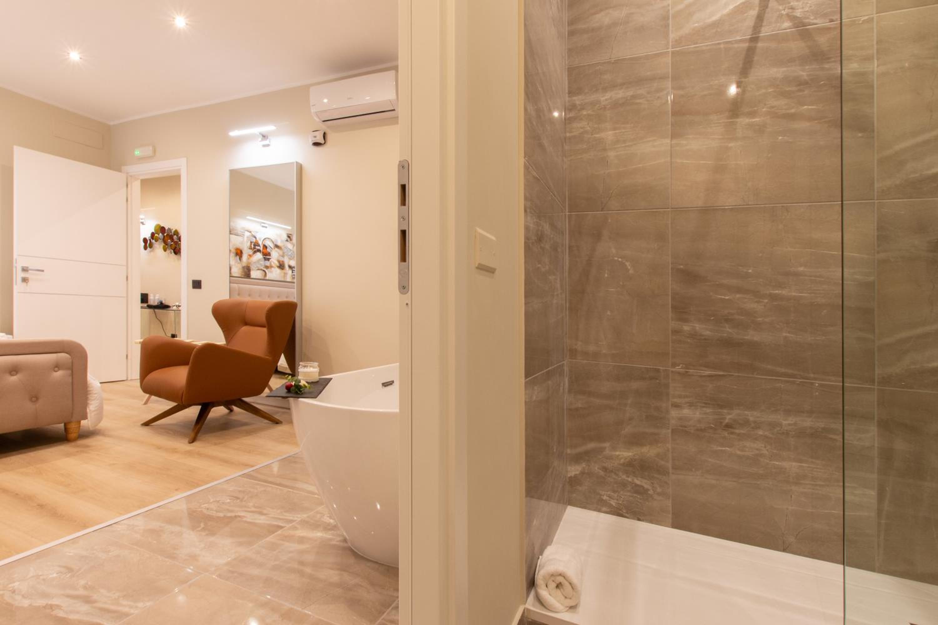Suite photo 2