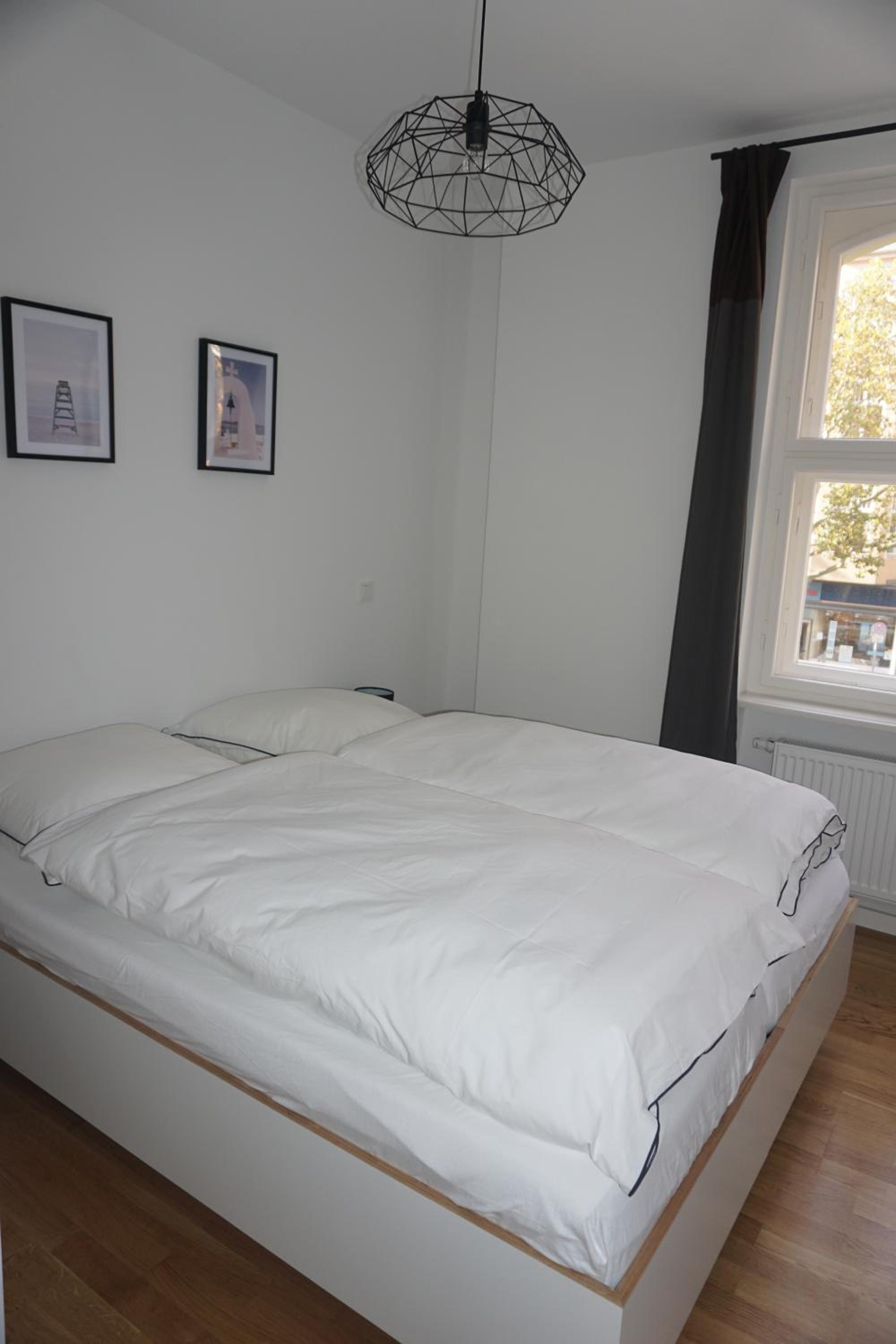 Apartment with Shower photo 2