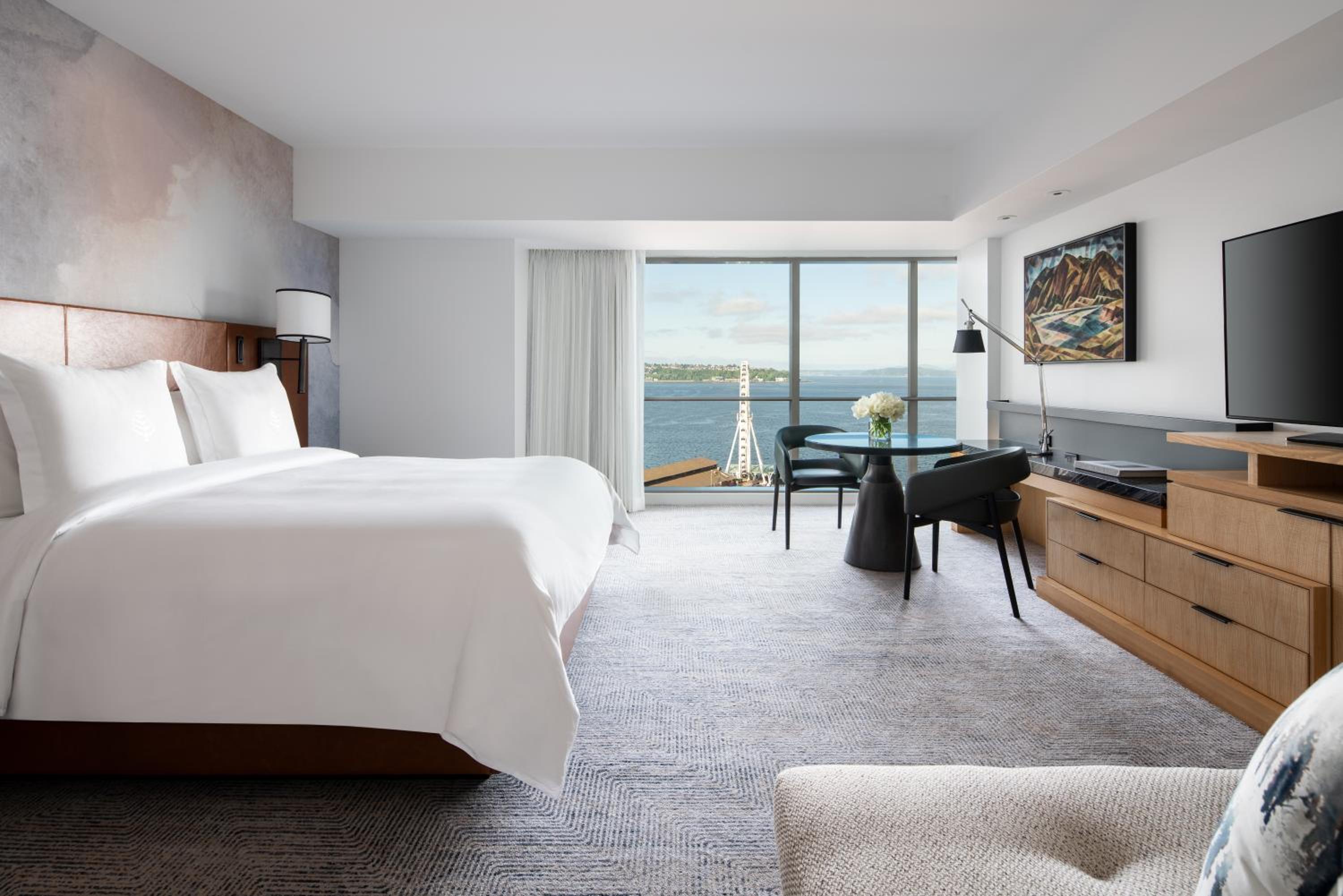 Two Bedroom Deluxe Elliot Bay Suite