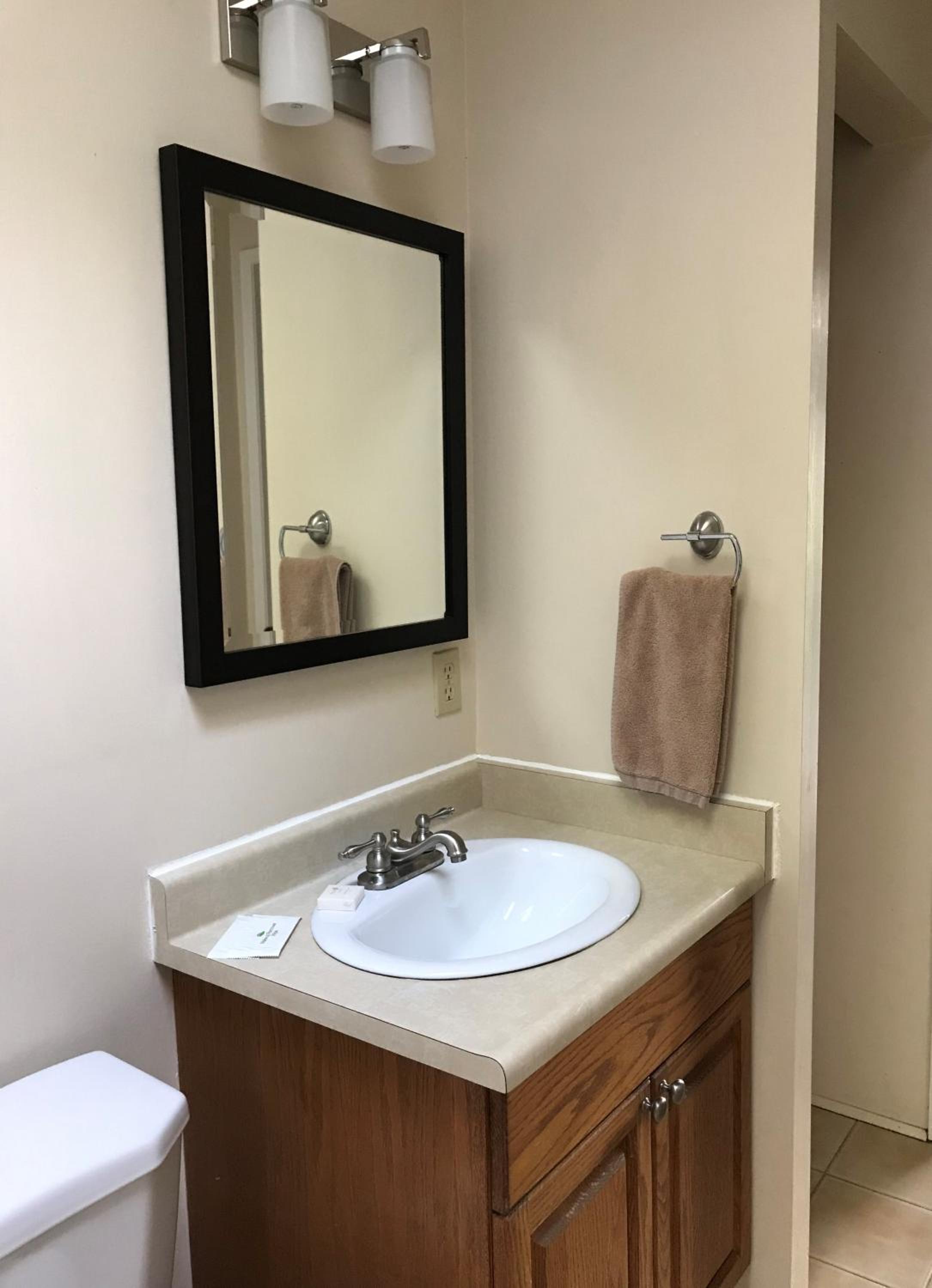 Queen Suite photo 2